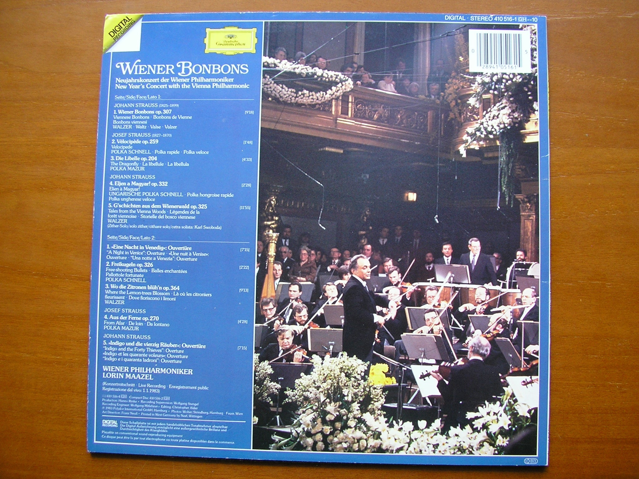 VIENNSE BONBONS: Music of JOHANN & JOSEF STRAUSS       MAAZEL / VIENNA PHILHARMONIC     410 516