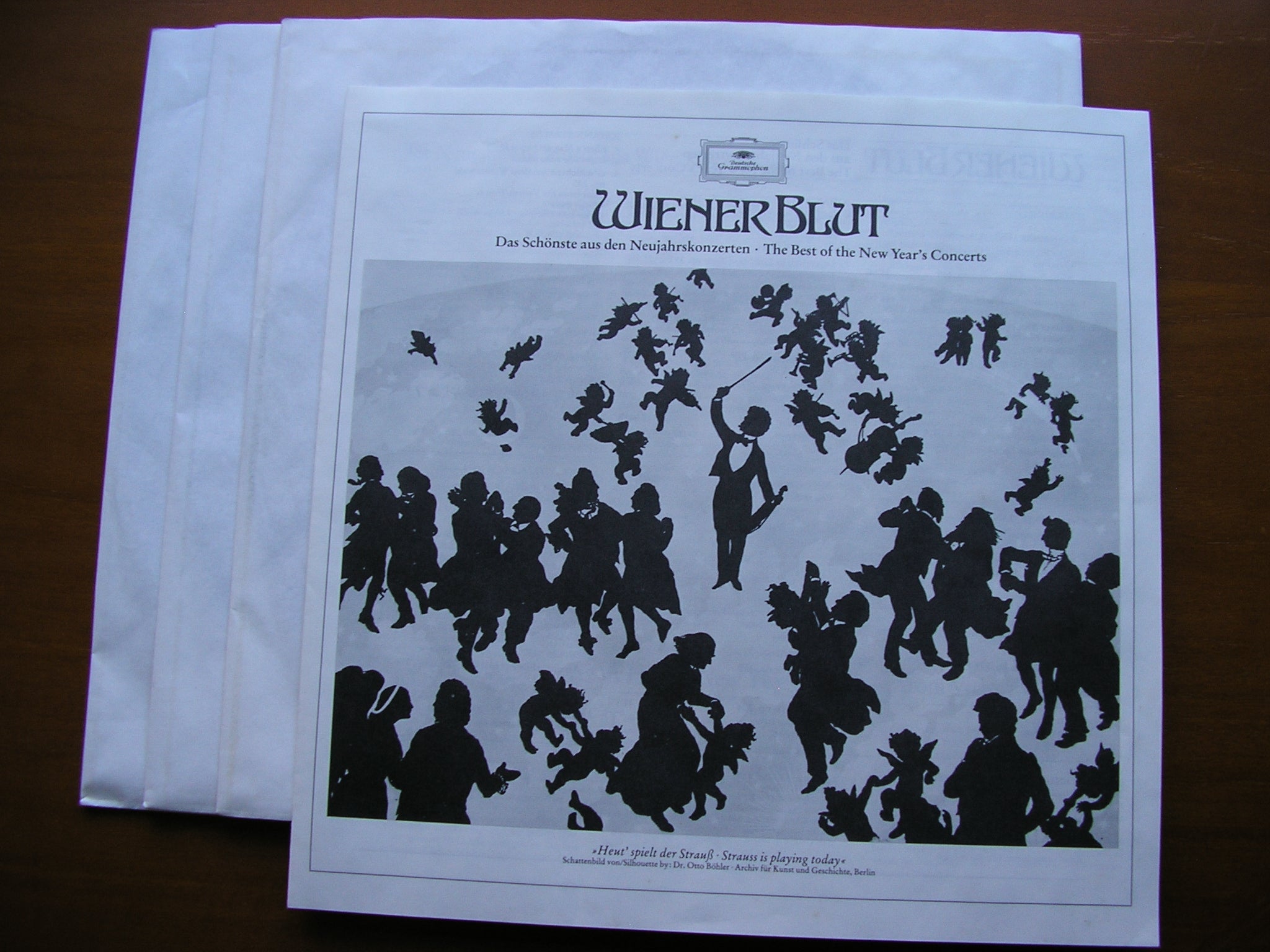 WIENER BLUT: NEW YEAR'S CONCERTS  1980 - 1983     LORIN MAAZEL / VIENNA PHILHARMONIC    3LP    413 479