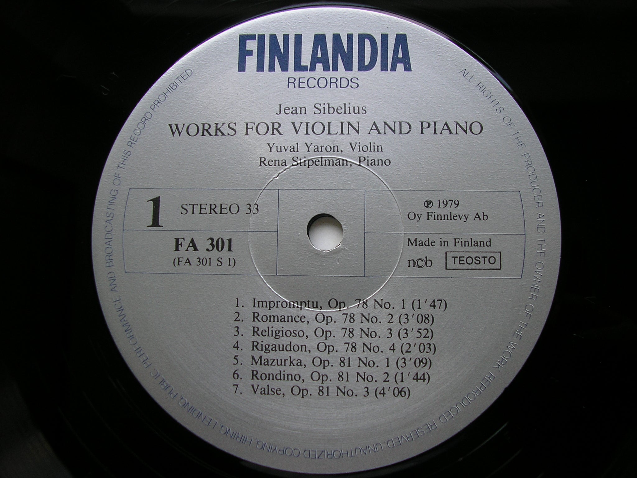 SIBELIUS: MUSIC FOR VIOLIN & PIANO       YARON / STIPELMAN      FA 301