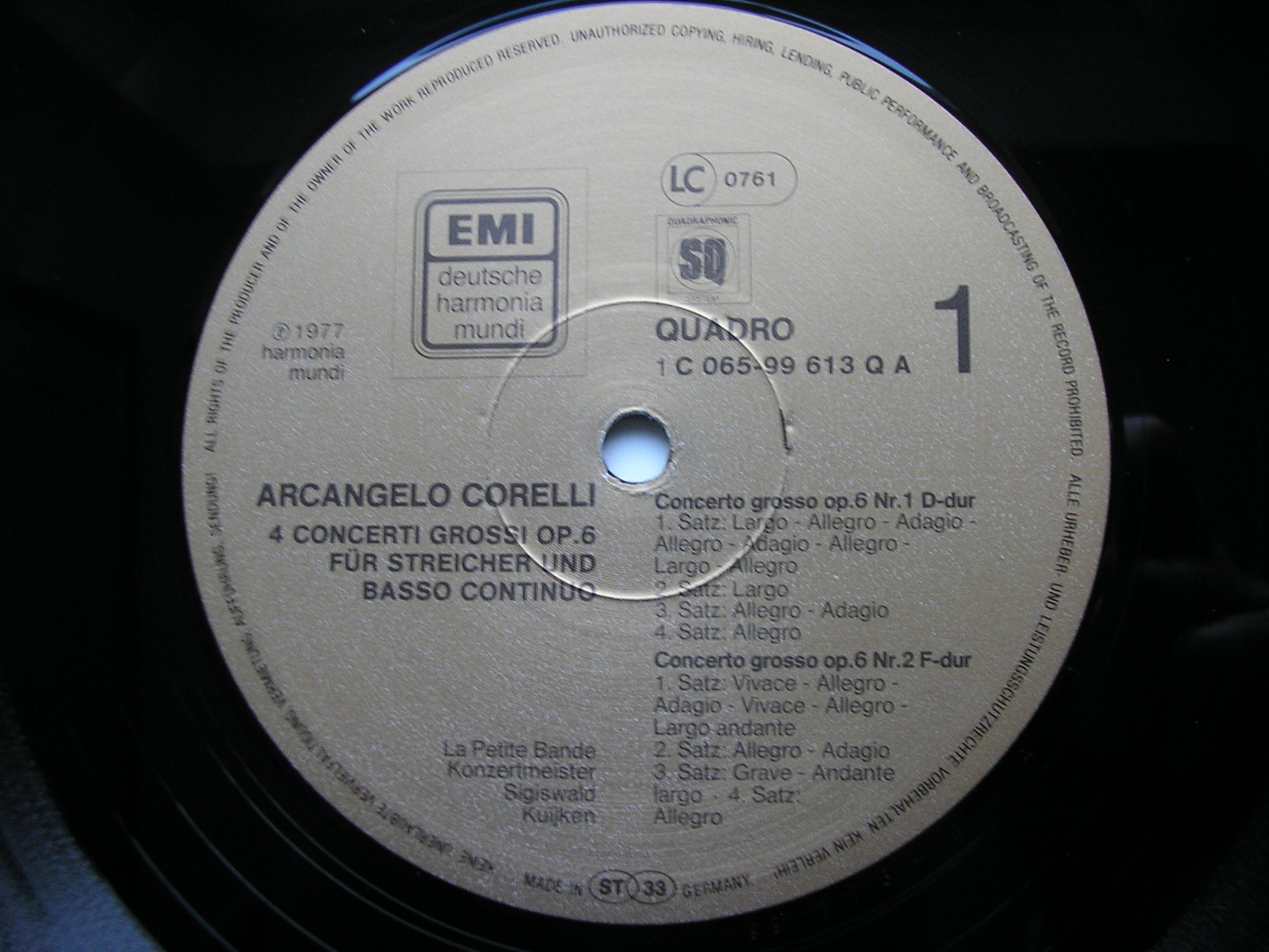 CORELLI: CONCERTI GROSSI Op. 6 Nos. 1 - 4     KUIJKEN / LA PETITE BAND    065 99 613