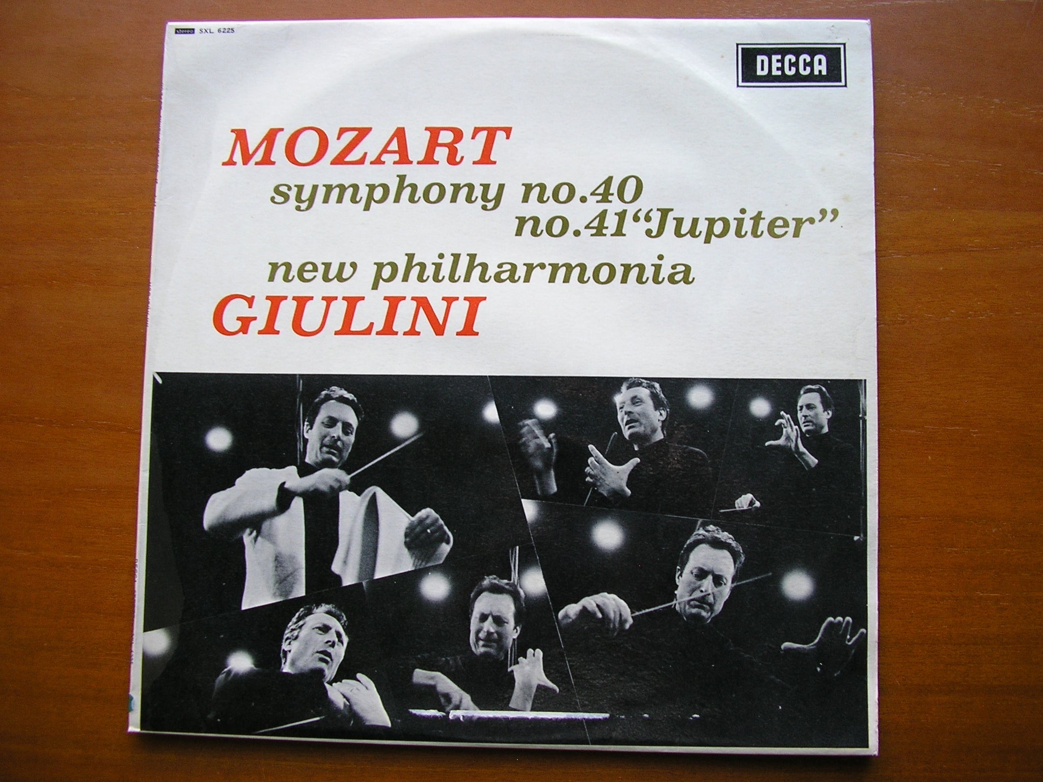 MOZART: SYMPHONIES Nos. 40  &  41  'Jupiter'      GIULINI / NEW PHILHARMONIA     SXL 6225