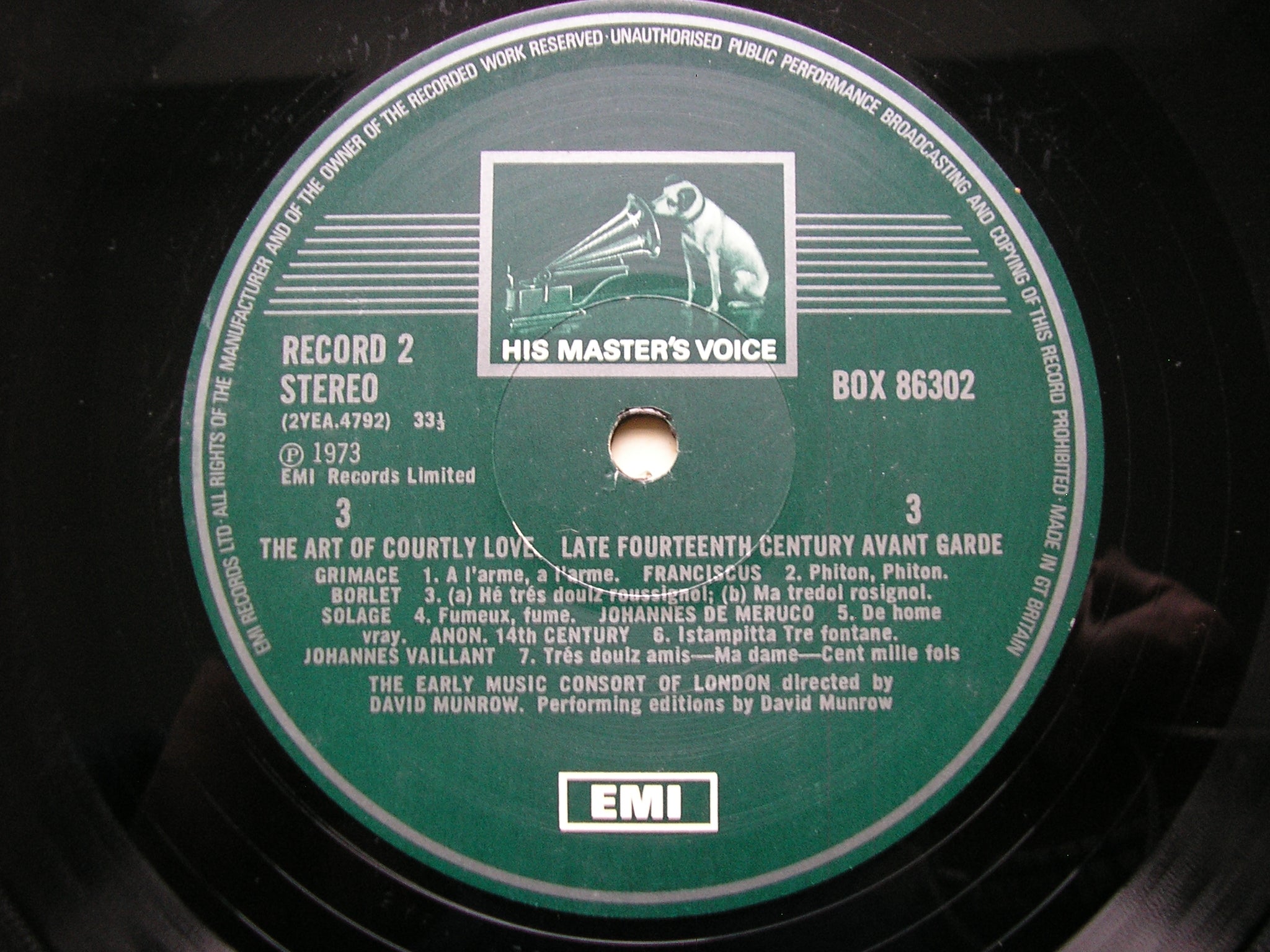 THE ART OF COURTY LOVE:  MUSIC OF THE MIDDLE AGES     DAVID MUNROW / THE EARLY MUSIC CONSORT OF LONDON    3LP    SLS 863
