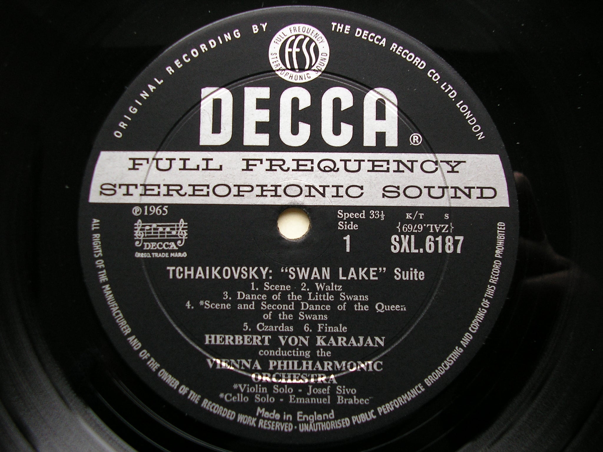 SXL 6187  TCHAIKOVSKY: SWAN LAKE Suite / SLEEPING BEAUTY Suite     KARAJAN / VIENNA PHILHARMONIC     ED1