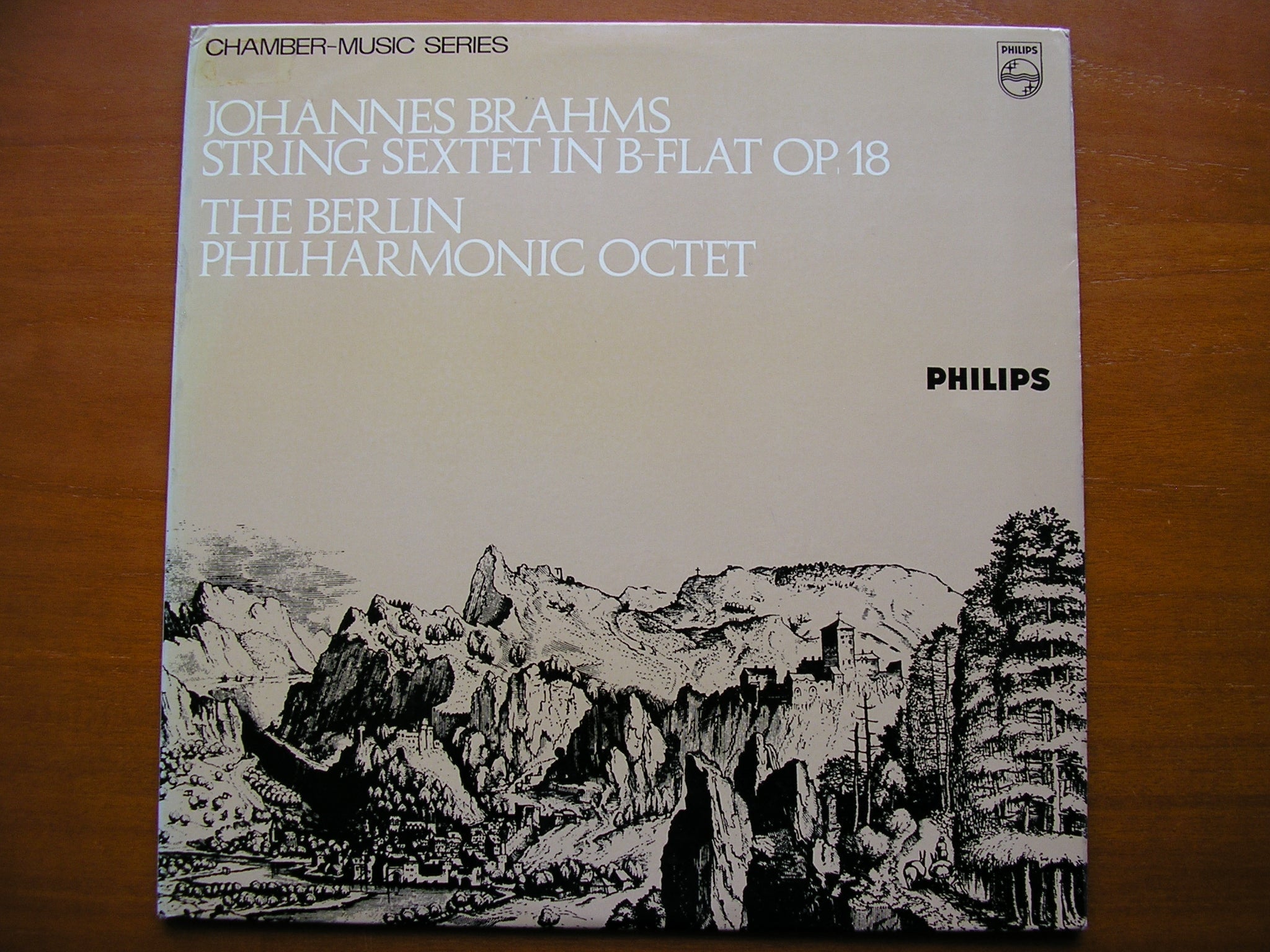 BRAHMS: STRING SEXTET Op. 18     BERLIN PHILHARMONIC OCTET      SAL 3599