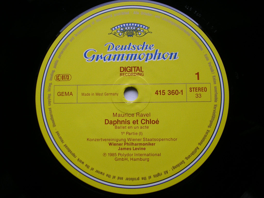 RAVEL: DAPHNIS & CHLOE     LEVINE / VIENNA PHILHARMONIC     415 360