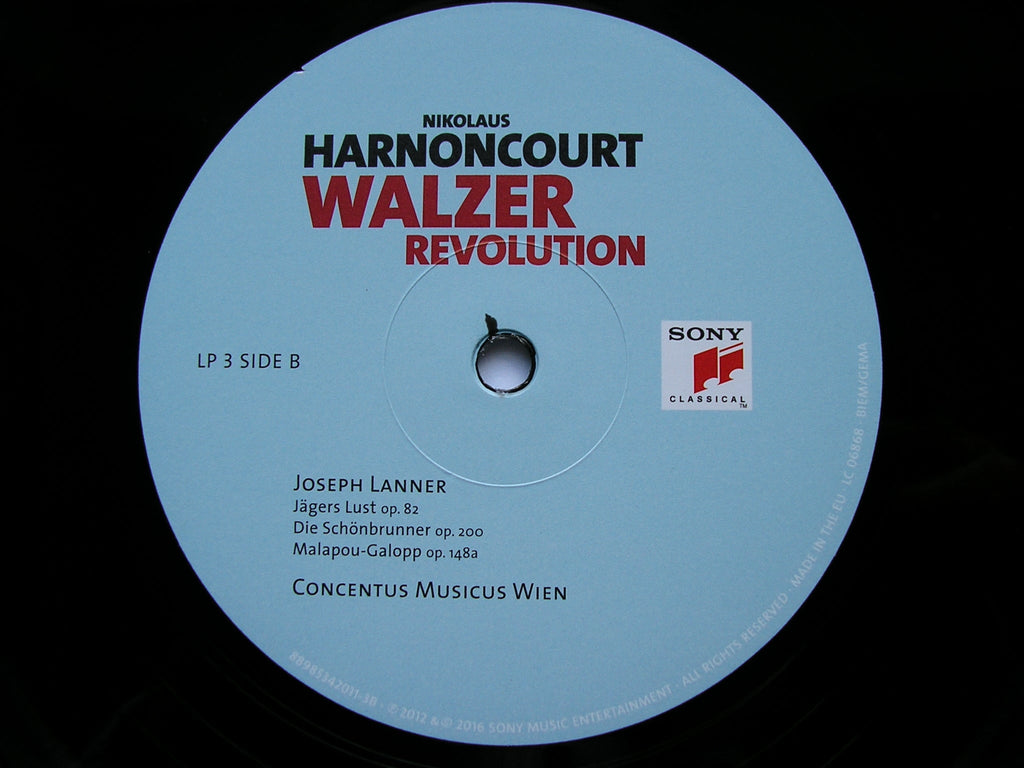 WALZER REVOLUTION: From Mozart to Lanner & Strauss      HARNONCOURT / CONCENTUS  MUSICUS VIENNA    3LP    88985342011