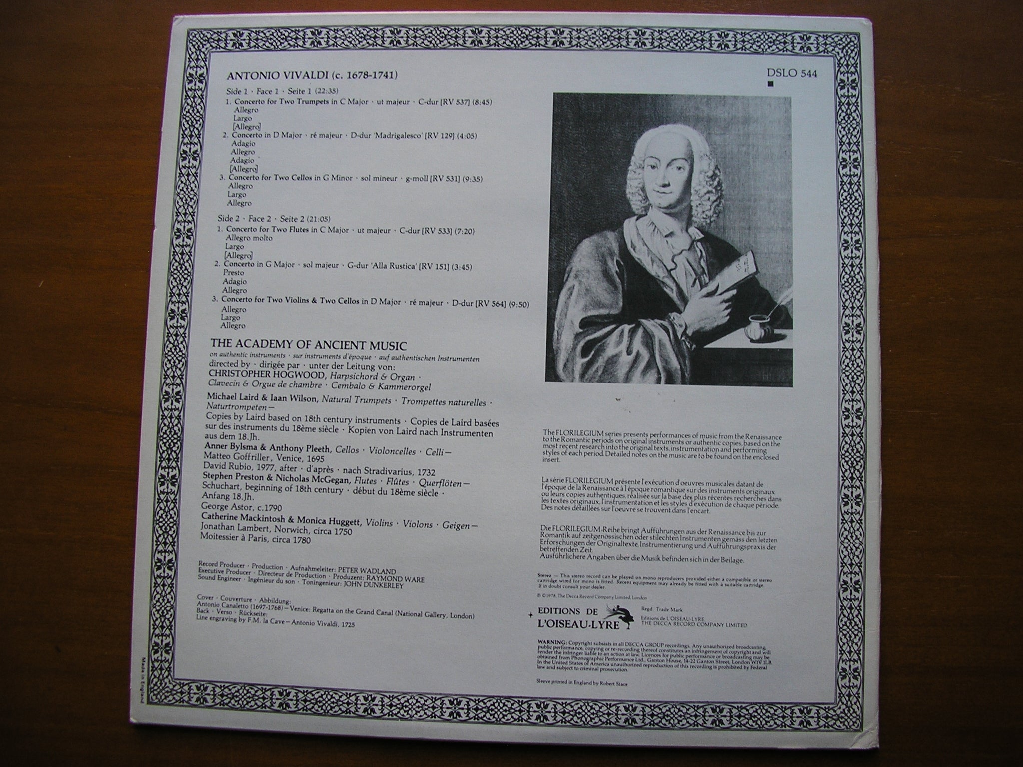 VIVALDI: SIX CONCERTOS      SOLOISTS / ACADEMY OF ANCIENT MUSIC / HOGWOOD    DSLO 544