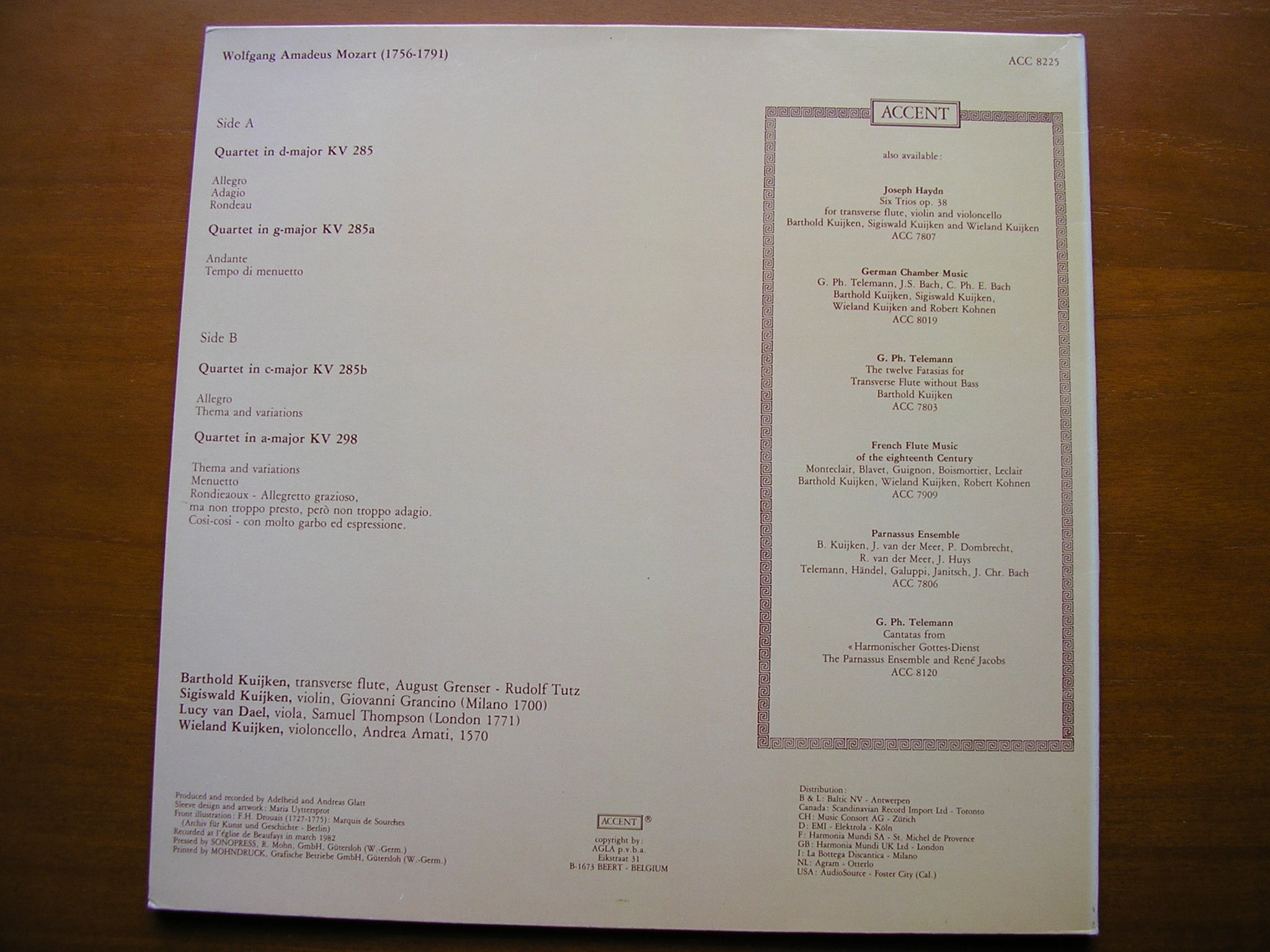 MOZART: FLUTE QUARTETS    KUIJKEN B / VAN DAEL / KUIJKEN W / KUIJKEN S     ACC 8225