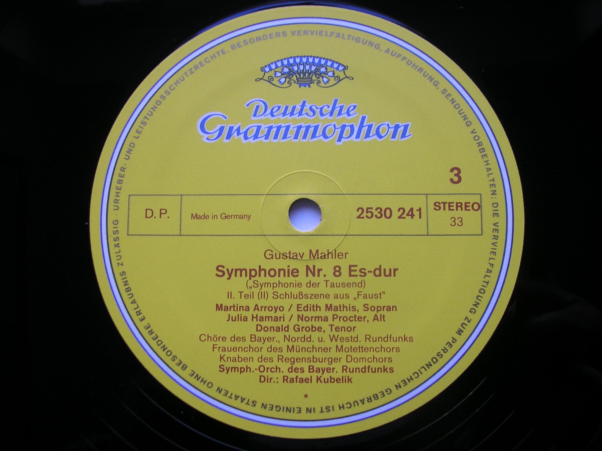 MAHLER: SYMPHONY No. 8     SOLOISTS / BAVARIAN RADIO SYMPHONY / KUBELIK     2707 062