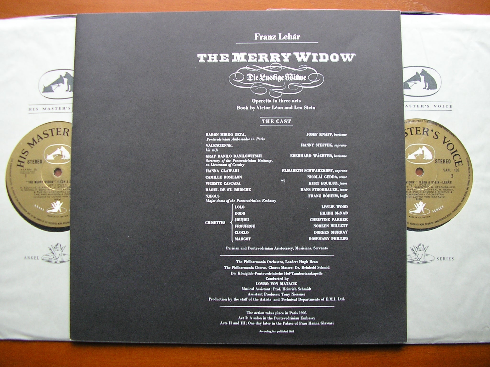 LEHAR: THE MERRY WIDOW   SCHWARZKOPF / GEDDA / WAECHTER / PHILHARMONIA / VON MATACIC   SAN 101 - 102