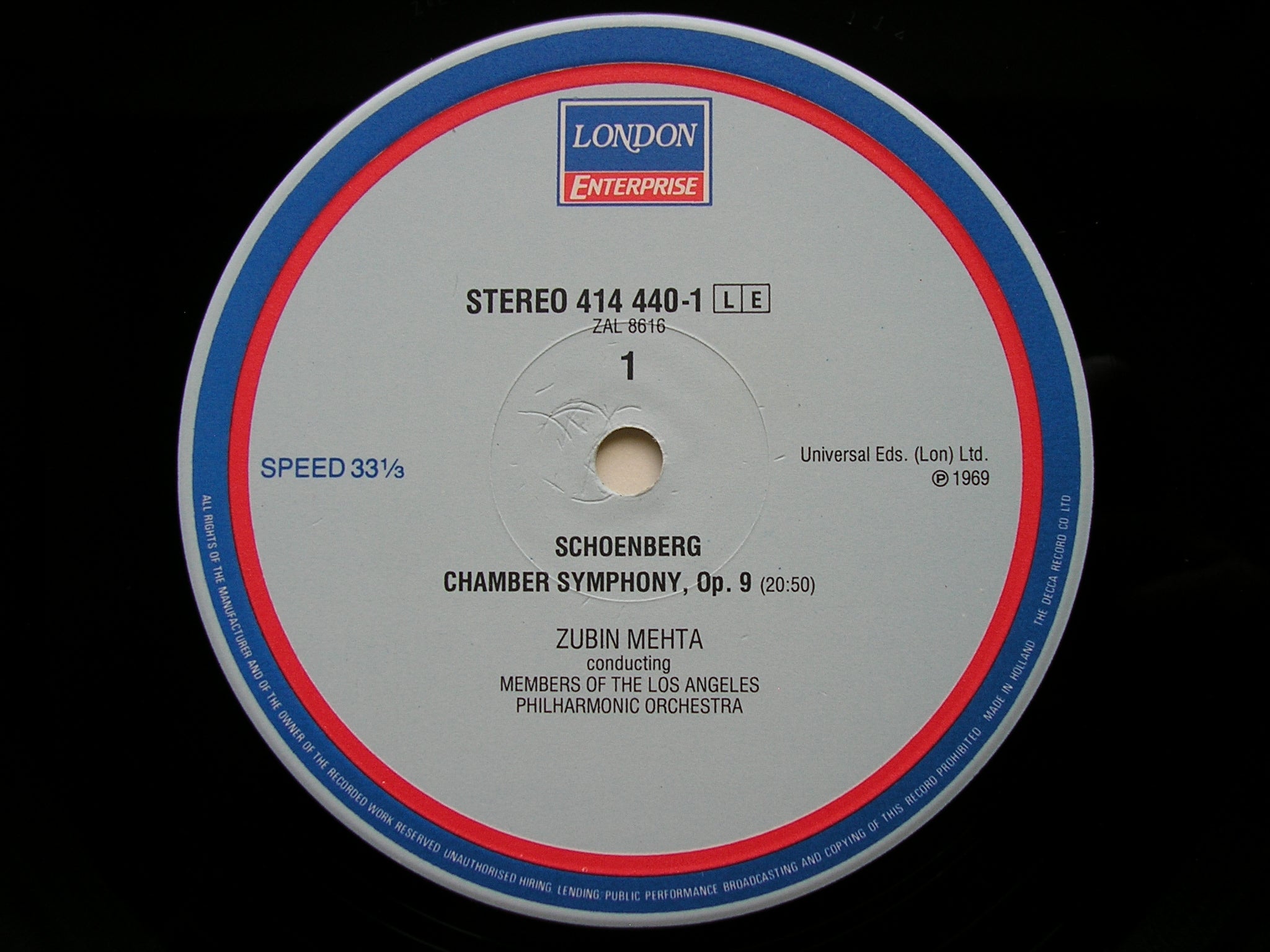 SCHOENBERG: CHAMBER SYMPHONY Op. 9 / VARIATIONS Op. 31       MEHTA / LOS ANGELES PHILHARMONIC     414 440