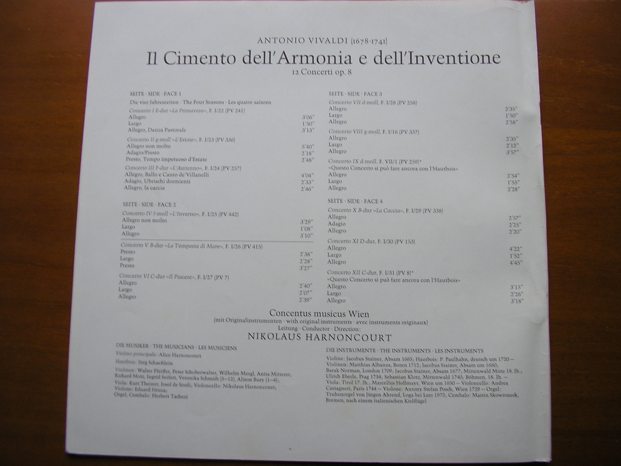 VIVALDI: THE CONTEST BETWEEN HARMONY & INVENTION  Op. 8      HARNONCOURT / CONCENTUS MUSICUS VIENNA     2 LP       6.35386