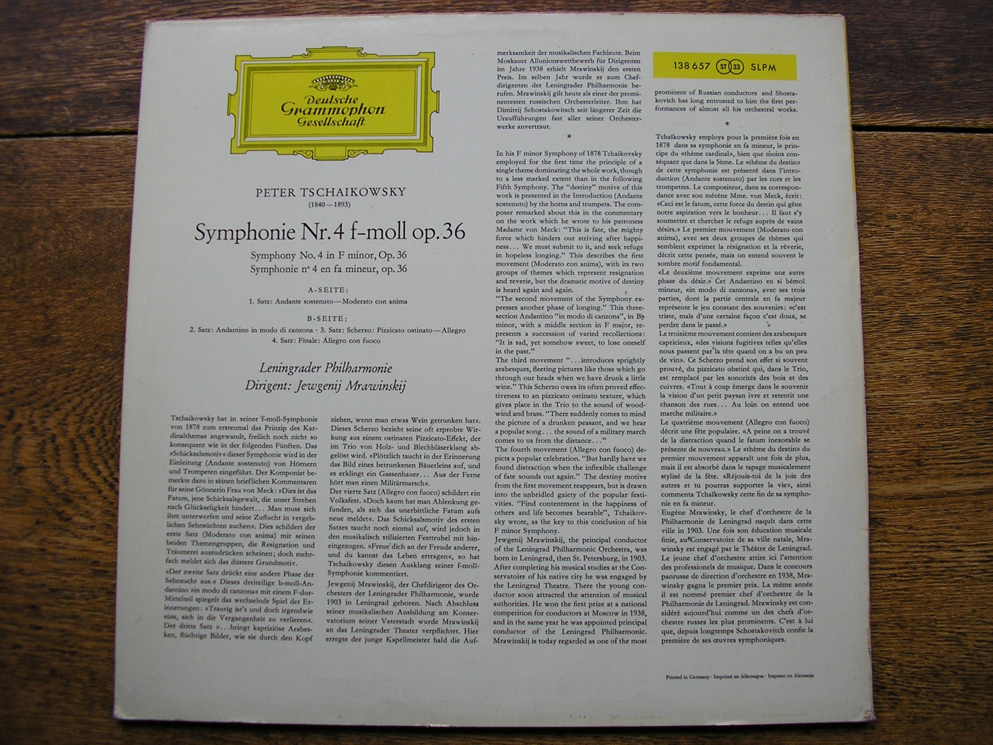 TCHAIKOVSKY: SYMPHONY No. 4  MRAVINSKY / LENINGRAD PHILHARMONIC  138 657