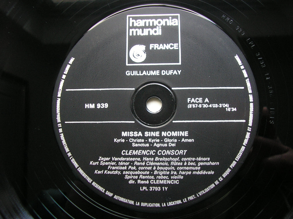 DUFAY: MISSA SINE NOMINE / DANSES MEDIEVALES    CLEMENCIC CONSORT / CLEMENCIC    HM 939