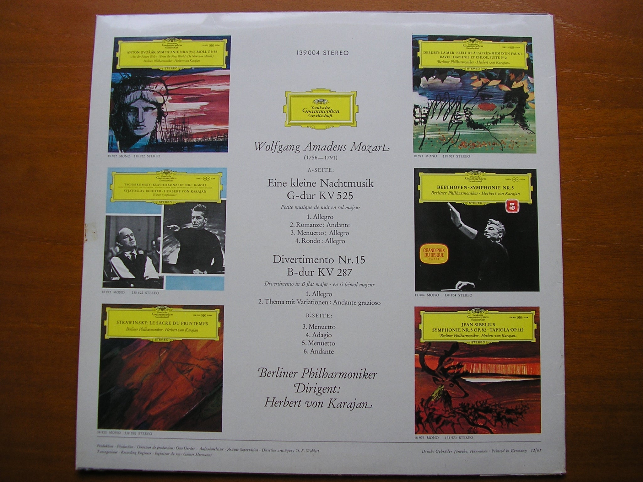 MOZART: EINE KLEINE NACHTMUSIK / DIVERTIMENTO K287    KARAJAN / BERLIN PHILHARMONIC     139 004