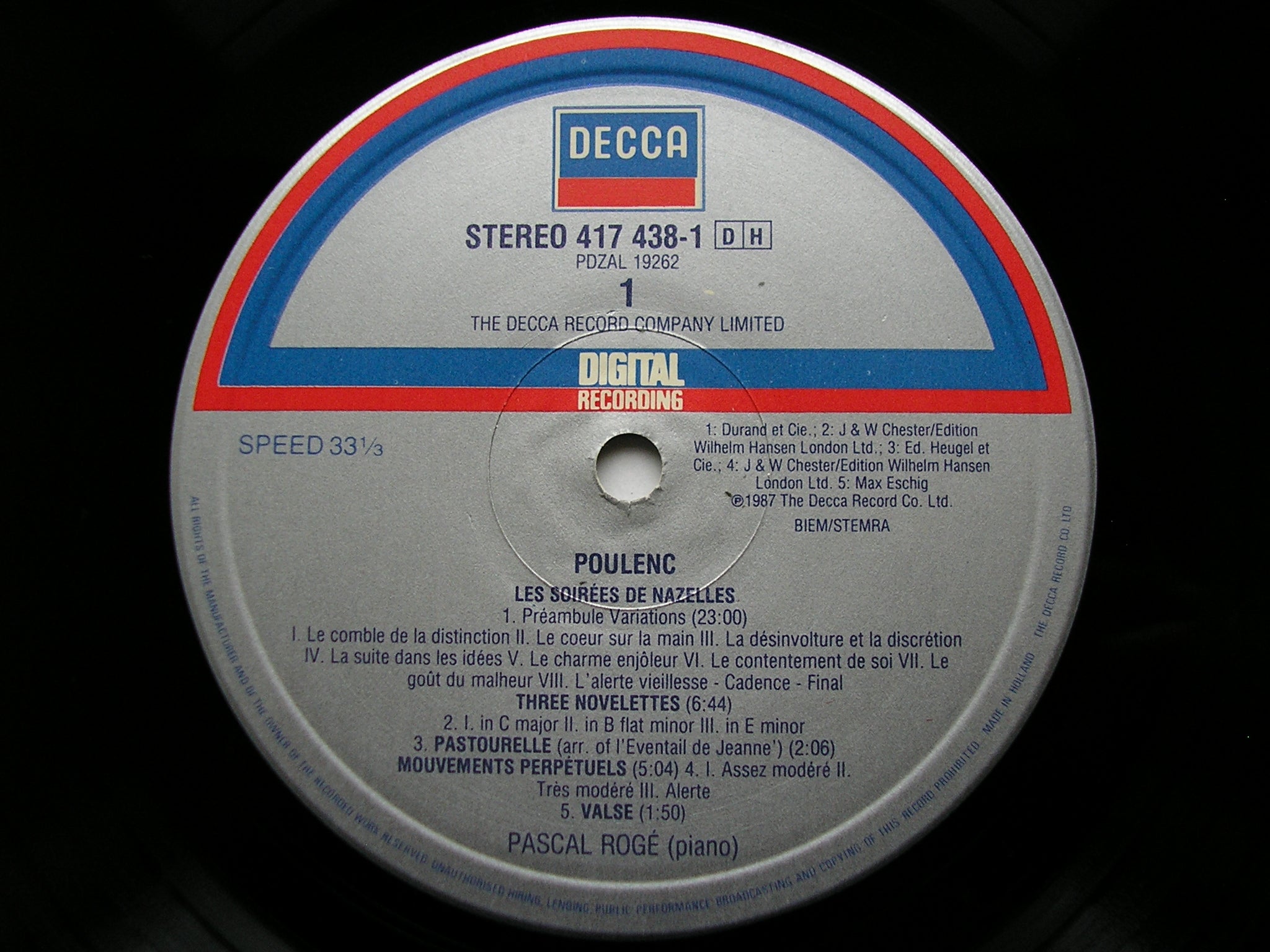 POULENC: PIANO MUSIC      PASCAL ROGE     417 438