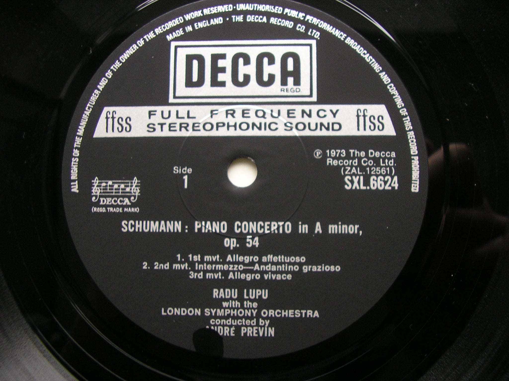 GRIEG: PIANO CONCERTO / SCHUMANN: PIANO CONCERTO      LUPU / LSO / ANDRE PREVIN      SXL 6624