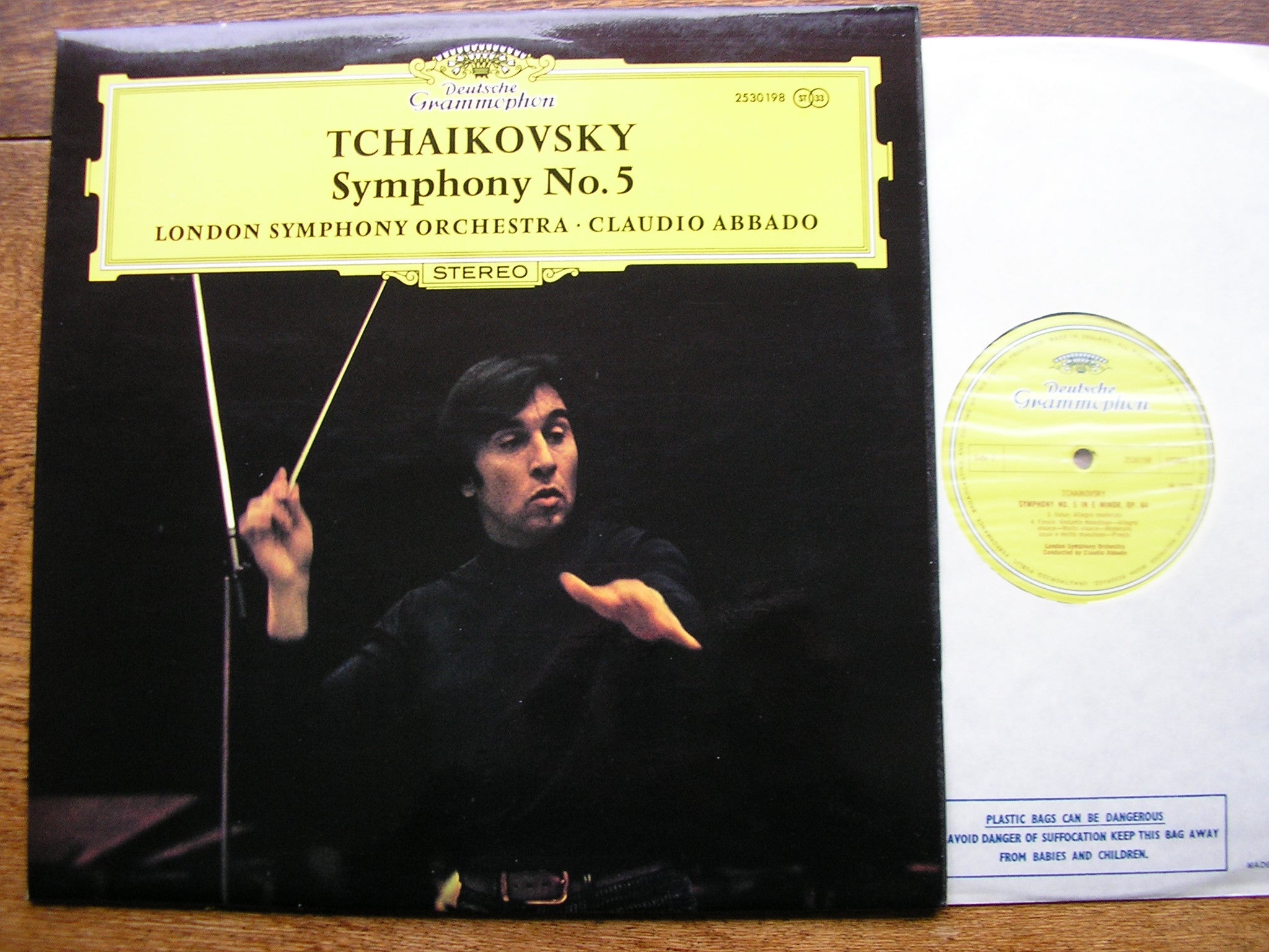 TCHAIKOVSKY: SYMPHONY No. 5   ABBADO / LONDON SYMPHONY  2530 198