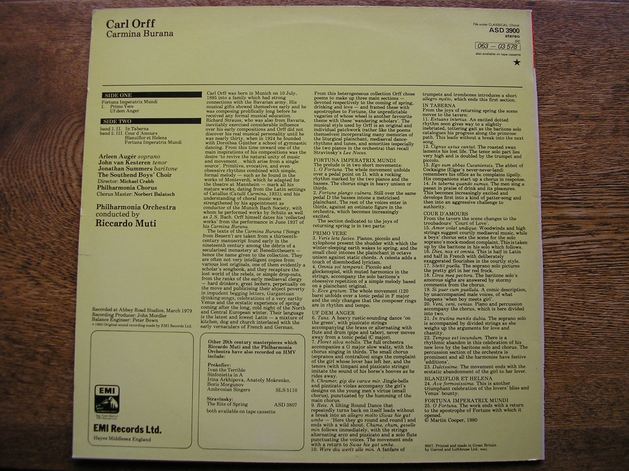ORFF: CARMINA BURANA SOLOISTS / PHILHARMONIA / RICCARDO MUTI ASD 3900