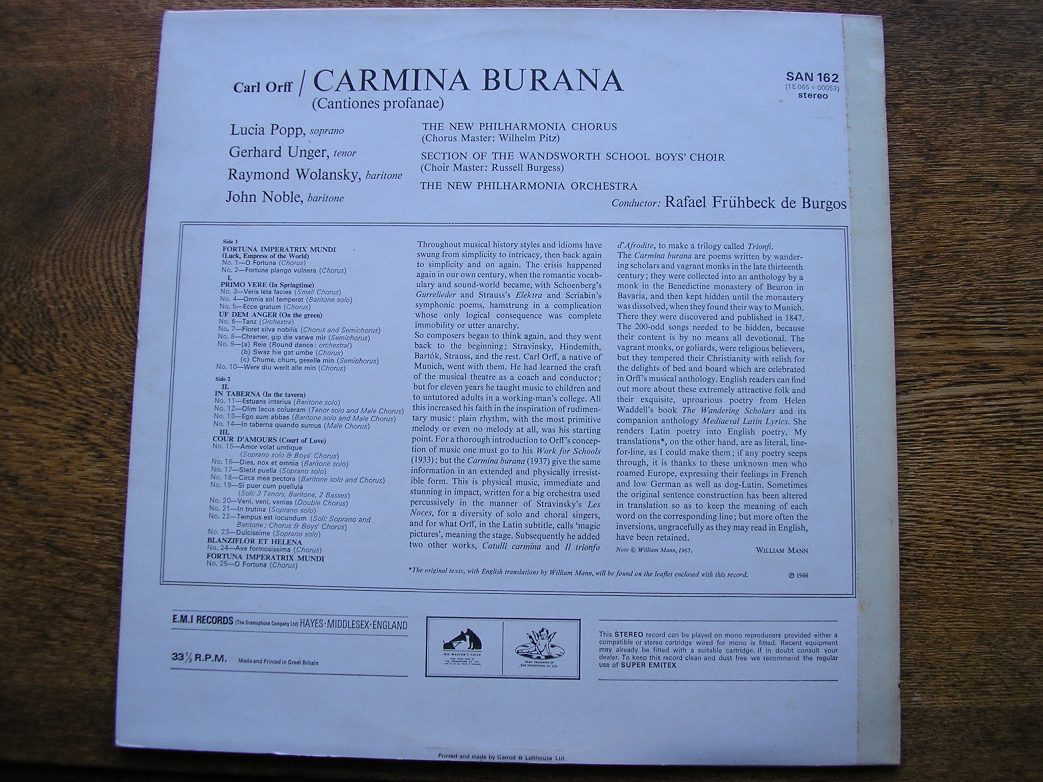 ORFF: CARMINA BURANA  SOLOISTS / NEW PHILHARMONIA / DE BURGOS   SAN 162