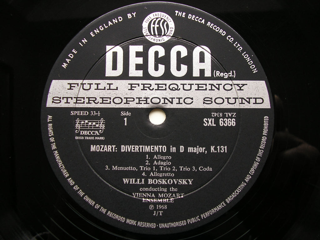 MOZART: SERENADES & DIVERTIMENTI  BOSKOVSKY / VIENNA MOZART ENSEMBLE   9 LP