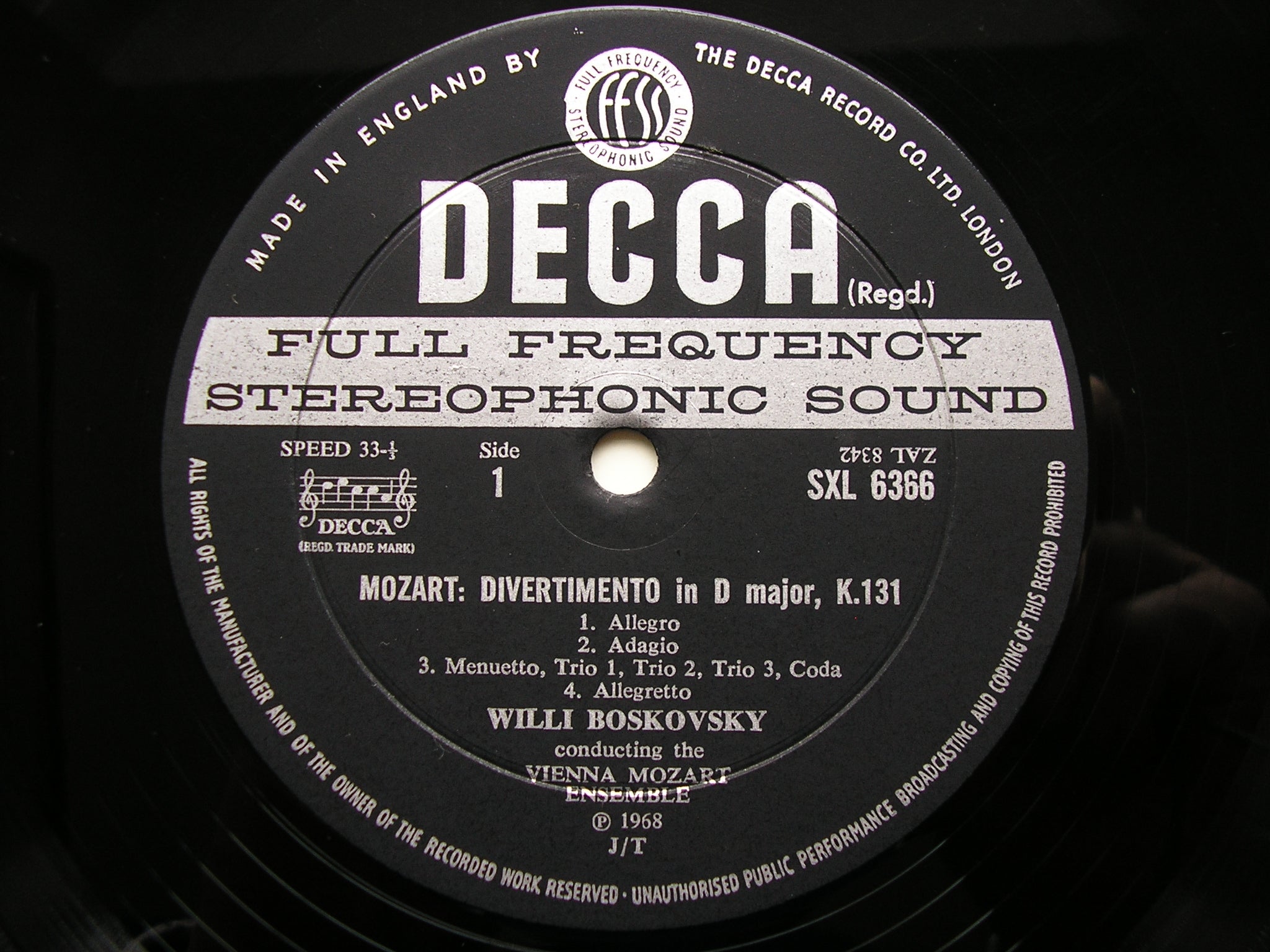MOZART: SERENADES & DIVERTIMENTI  BOSKOVSKY / VIENNA MOZART ENSEMBLE   9 LP