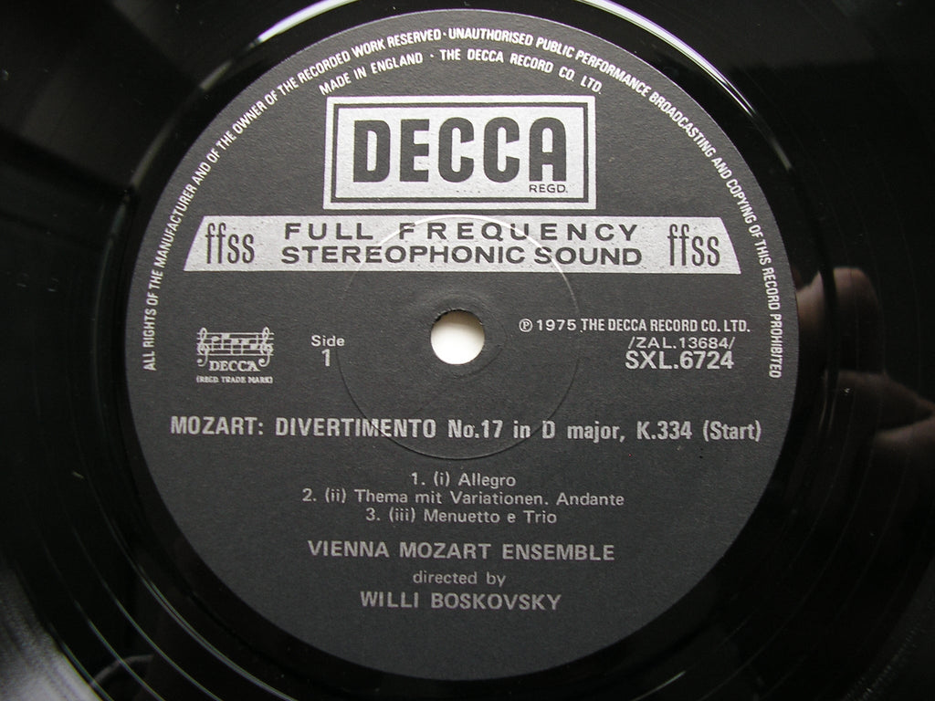 MOZART: SERENADES & DIVERTIMENTI  BOSKOVSKY / VIENNA MOZART ENSEMBLE   9 LP