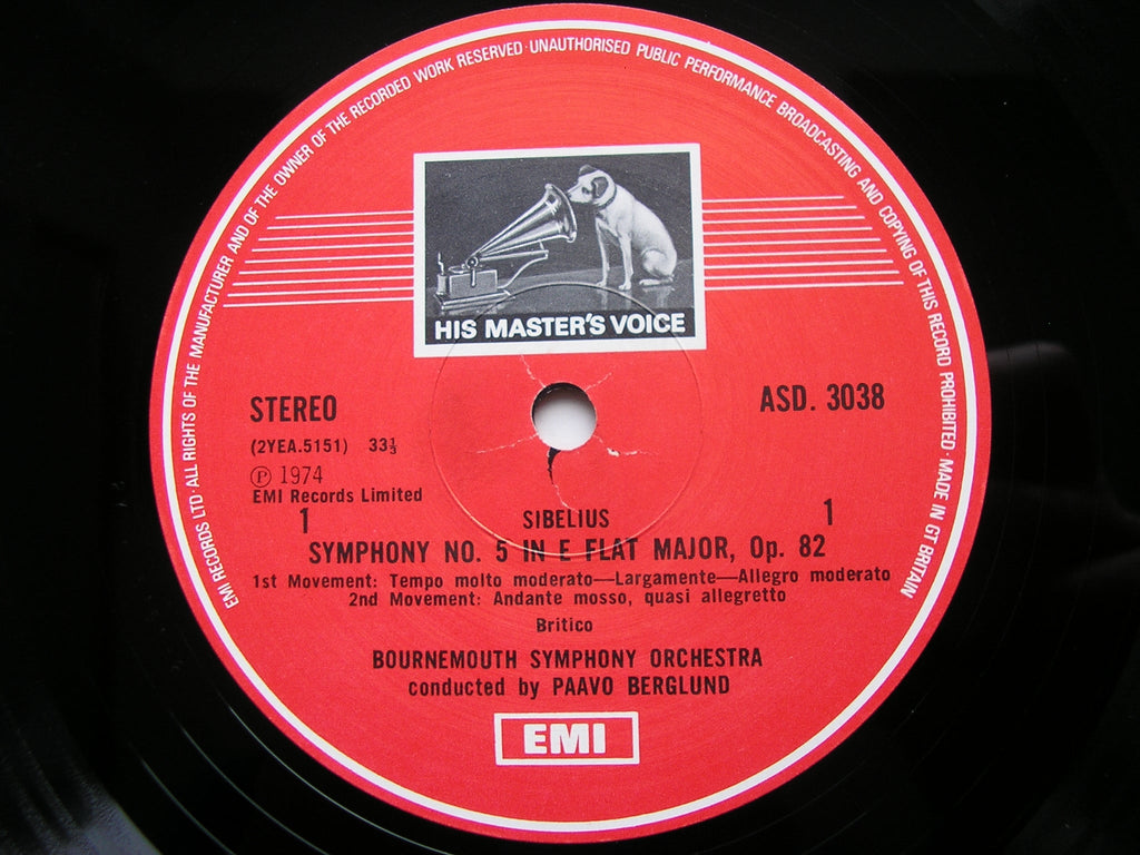 SIBELIUS: SYMPHONY No. 5 / EN SAGA       BERGLUND / BOURNEMOUTH SYMPHONY    ASD 3038