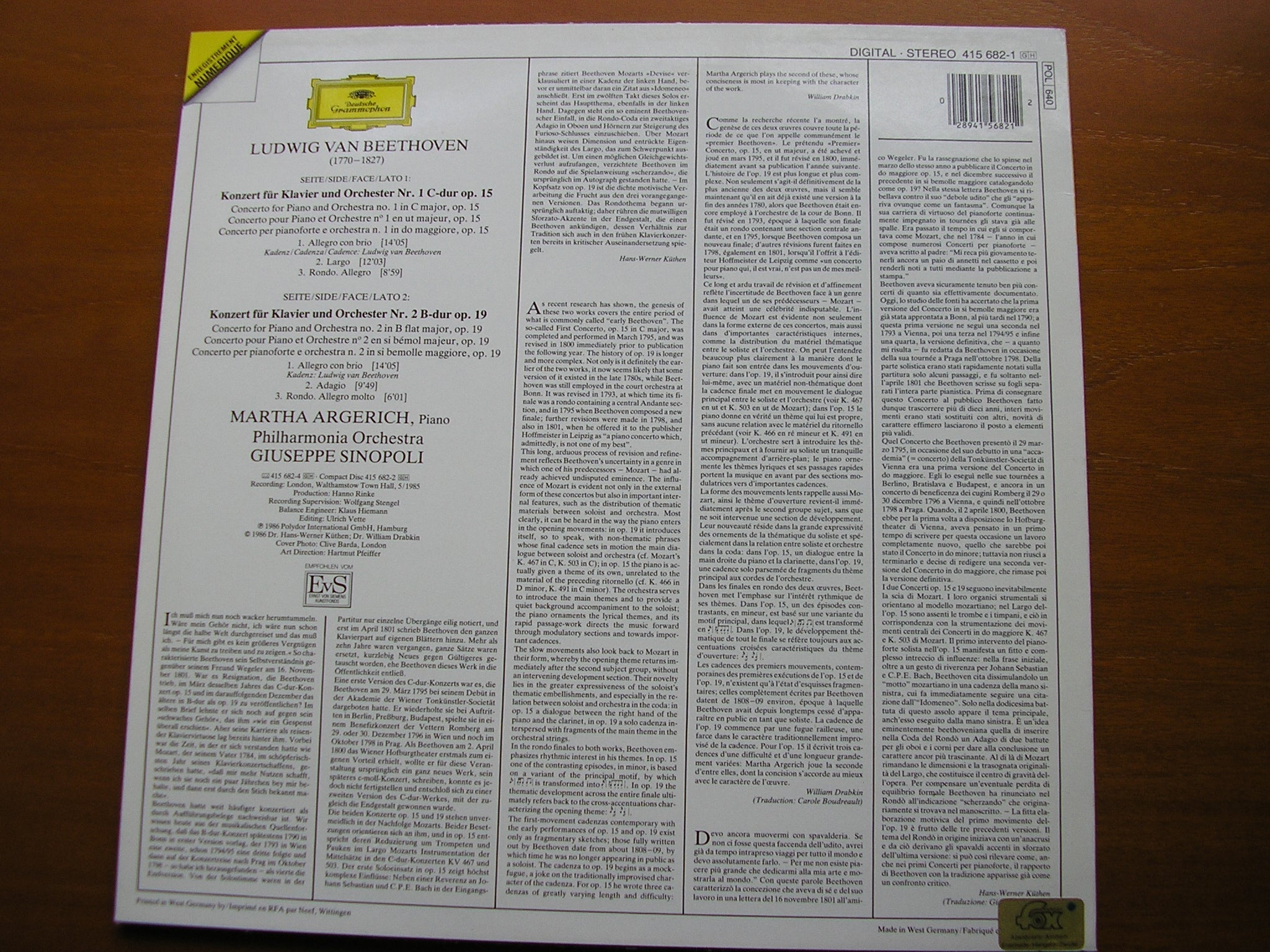 BEETHOVEN: PIANO CONCERTOS Nos. 1 & 2     ARGERICH / PHILHARMONIA / SINOPOLI    415 682