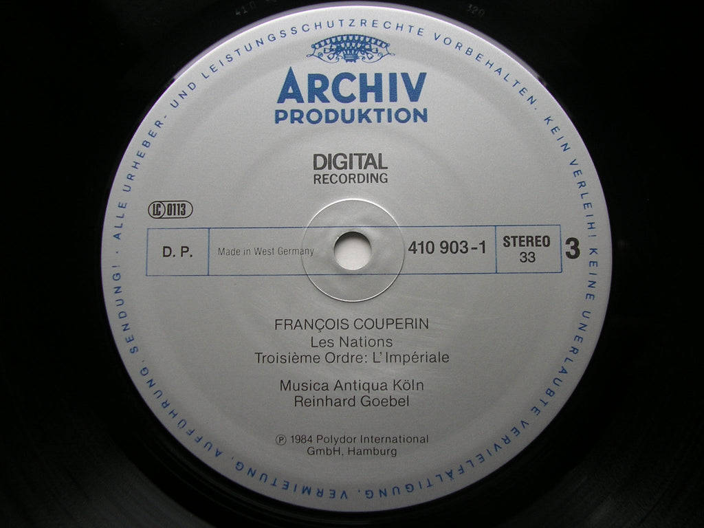 COUPERIN: LES NATIONS    MUSICA ANTIQUA COLOGNE / REINHARD GOEBEL   410 901