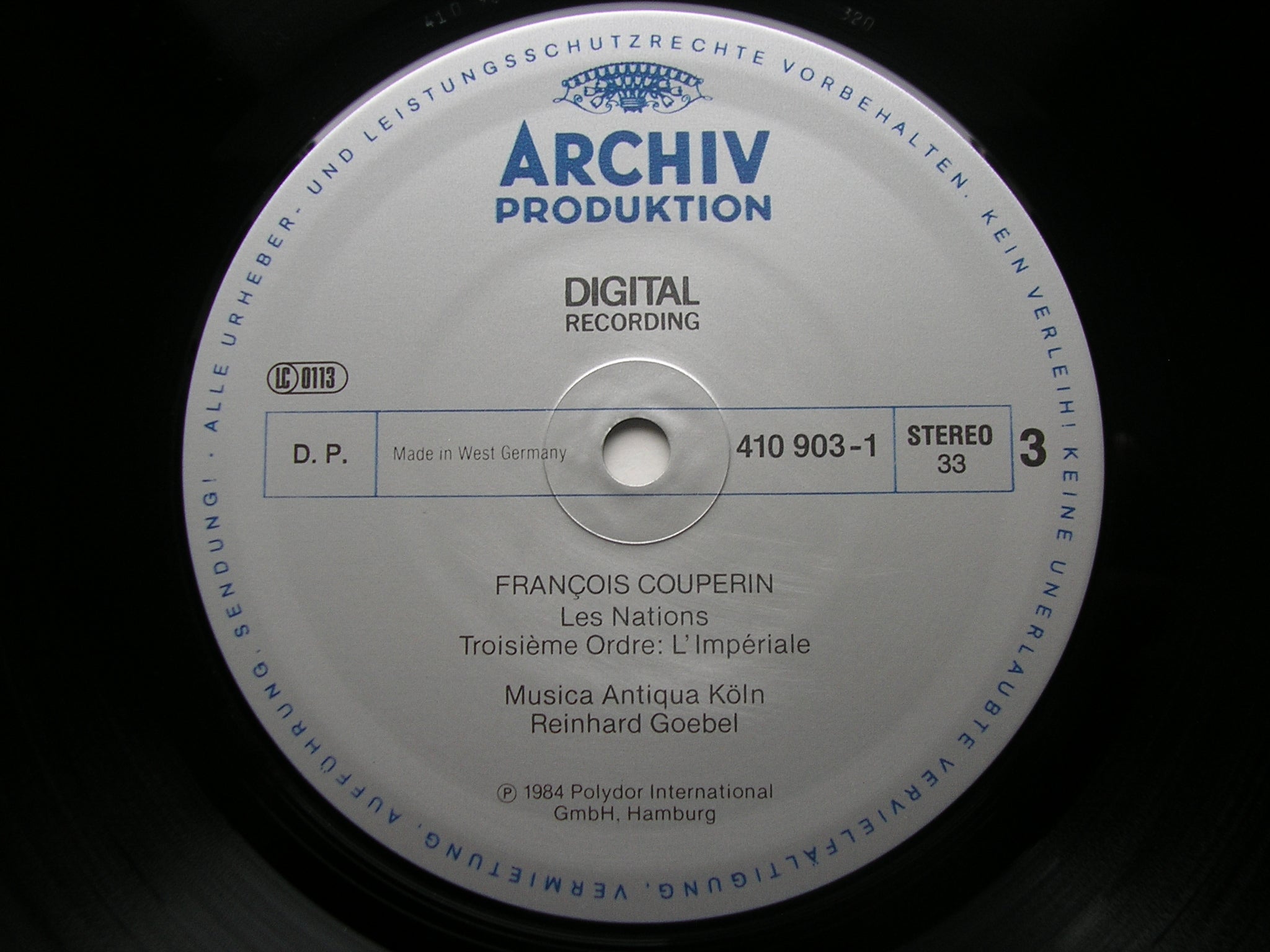 COUPERIN: LES NATIONS    MUSICA ANTIQUA COLOGNE / REINHARD GOEBEL   410 901