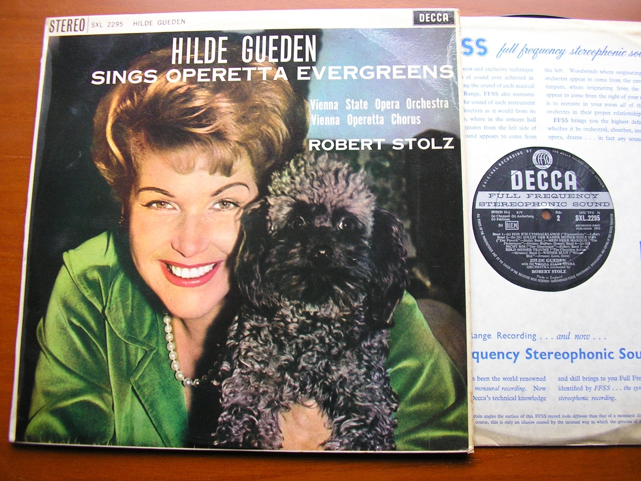 SXL 2295 OPERETTA EVERGREENS: LEHAR / STRAUSS / FALL / STOLZ / ZELLER HILDE GUEDEN / VSOO / STOLZ