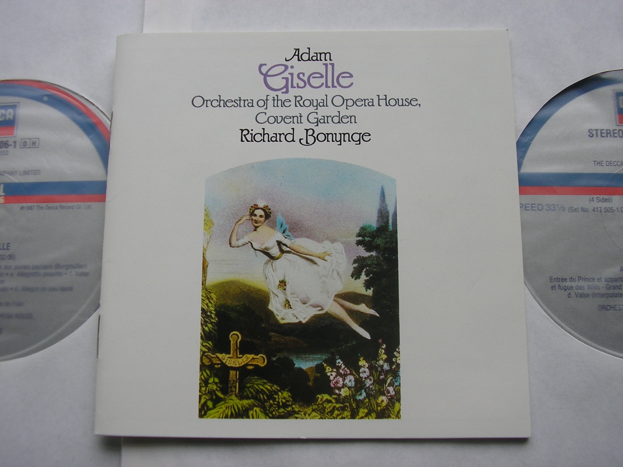 ADAM: GISELLE      BONYNGE / ORCHESTRA OF THE ROYAL OPERA HOUSE COVENT GARDEN     417 505