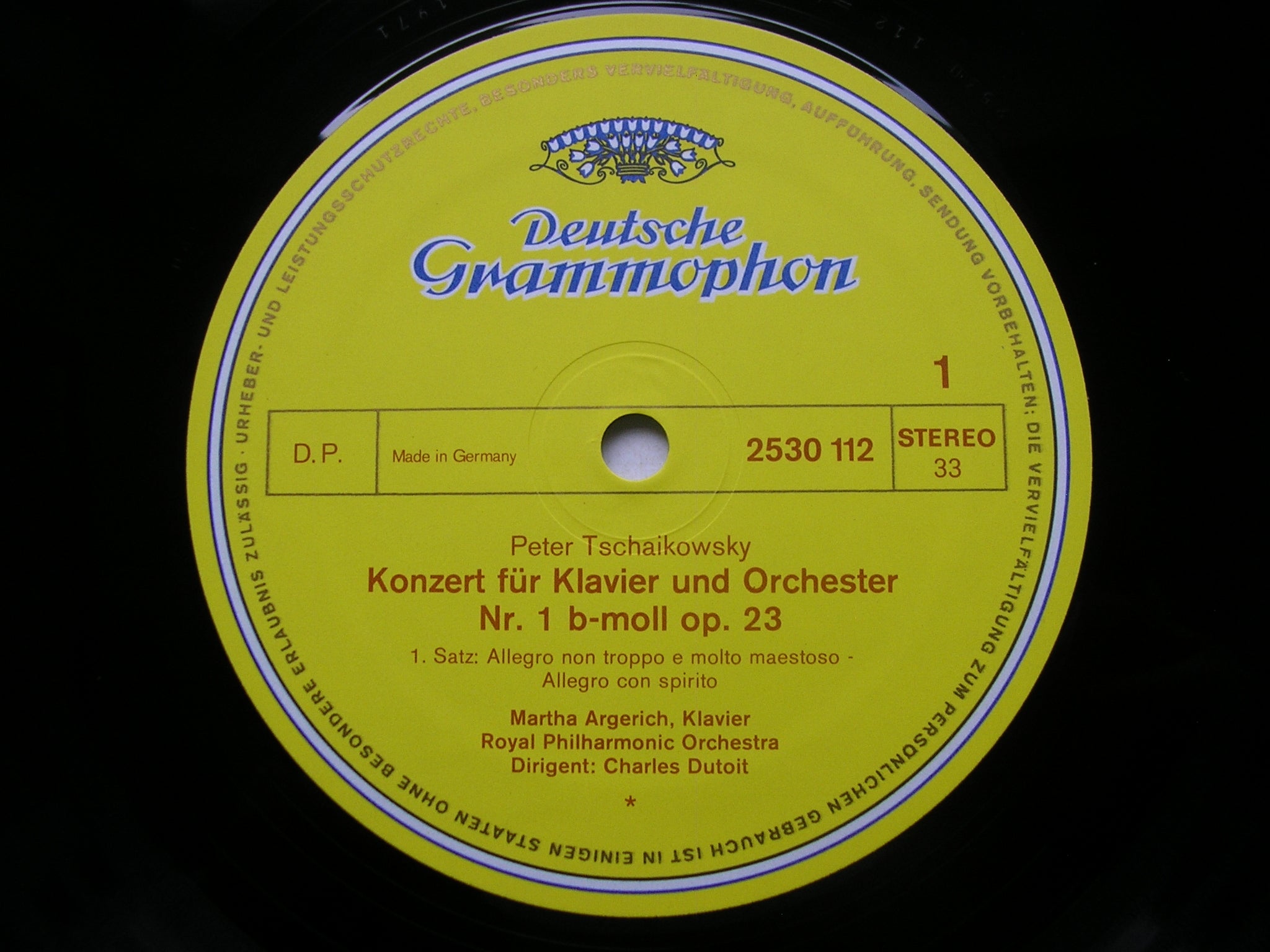 TCHAIKOVSKY: PIANO CONCERTO No.1    ARGERICH / ROYAL PHILHARMONIC / DUTOIT   2530 112