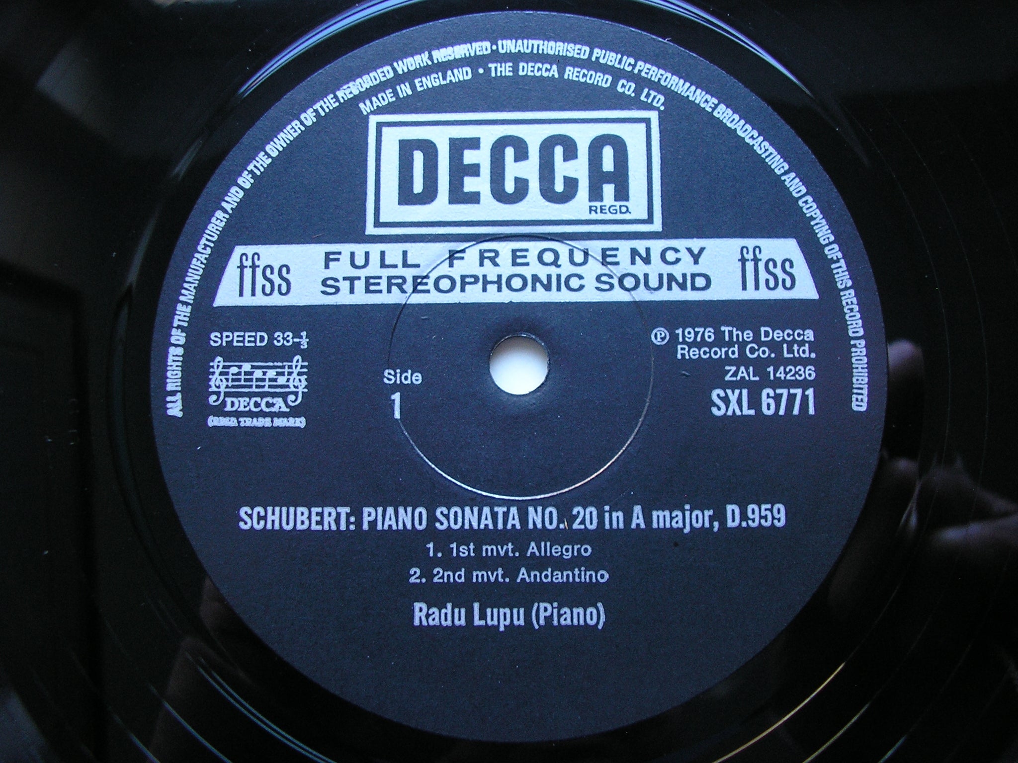 SXL 6771 SCHUBERT: PIANO SONATAS No. 5 D.557 & No. 20 D.959 RADU LUPU