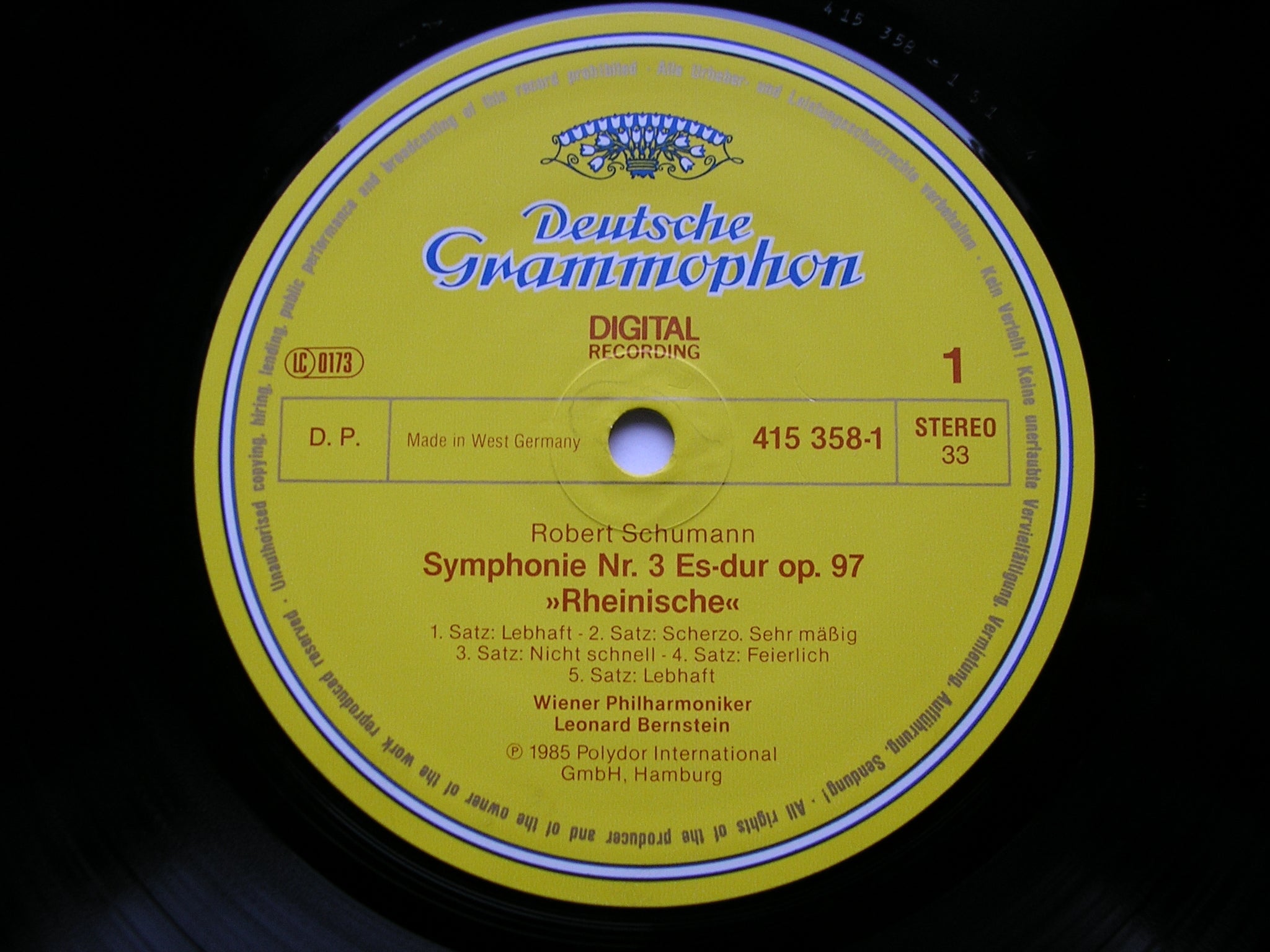 SCHUMANN: THE SYMPHONIES / PIANO CONCERTO / CELLO CONCERTO    MAISKY / FRANTZ / VIENNA PHILHARMONIC / BERNSTEIN   3 DG