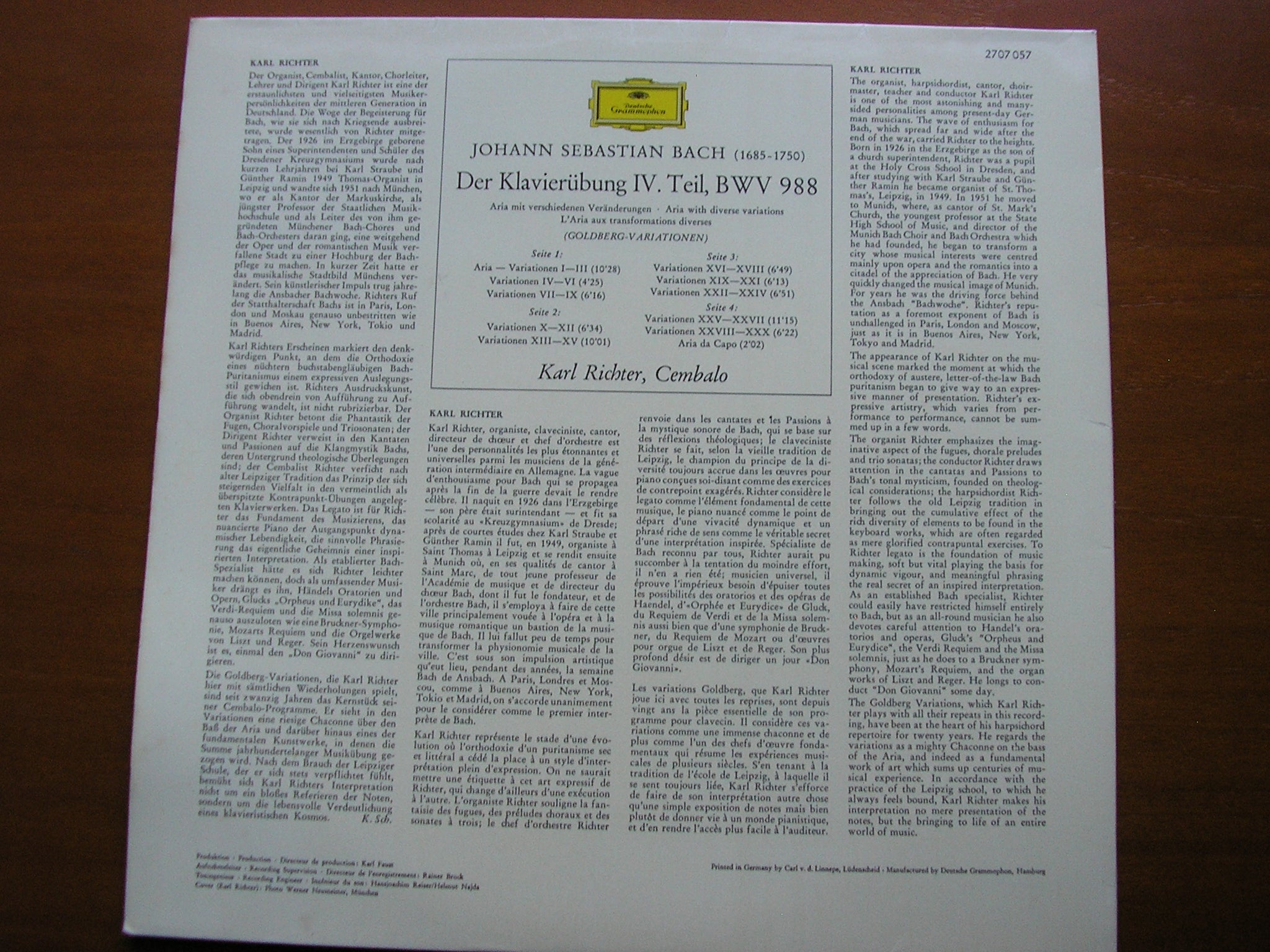 BACH: ENGLISH SUITES BWV 806 - 811    LEONHARDT    2 LP     27 0243