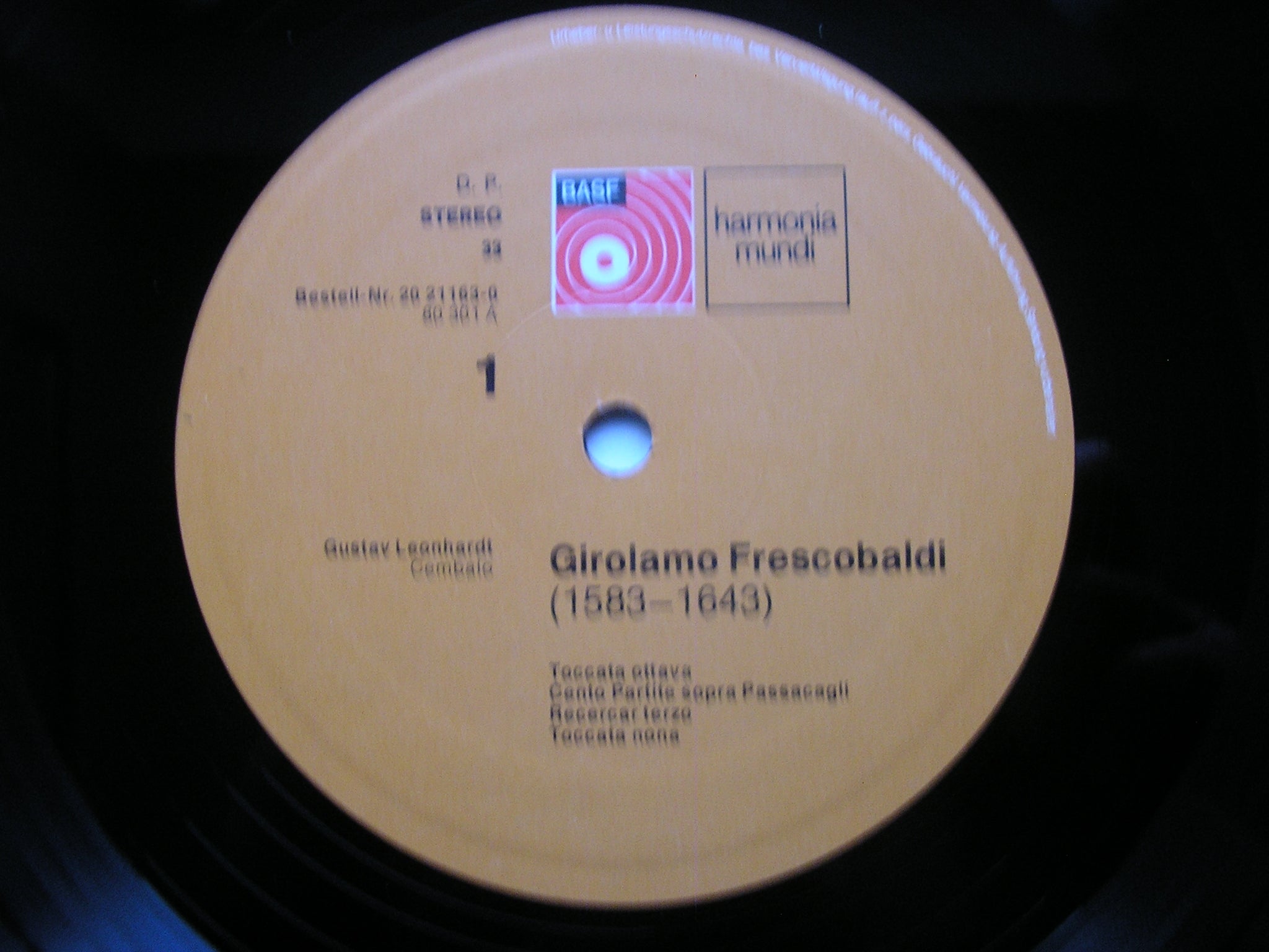 FRESCOBALDI: WORKS FOR HARPSICHORD & ORGAN     GUSTAV LEONHARDT     2021163