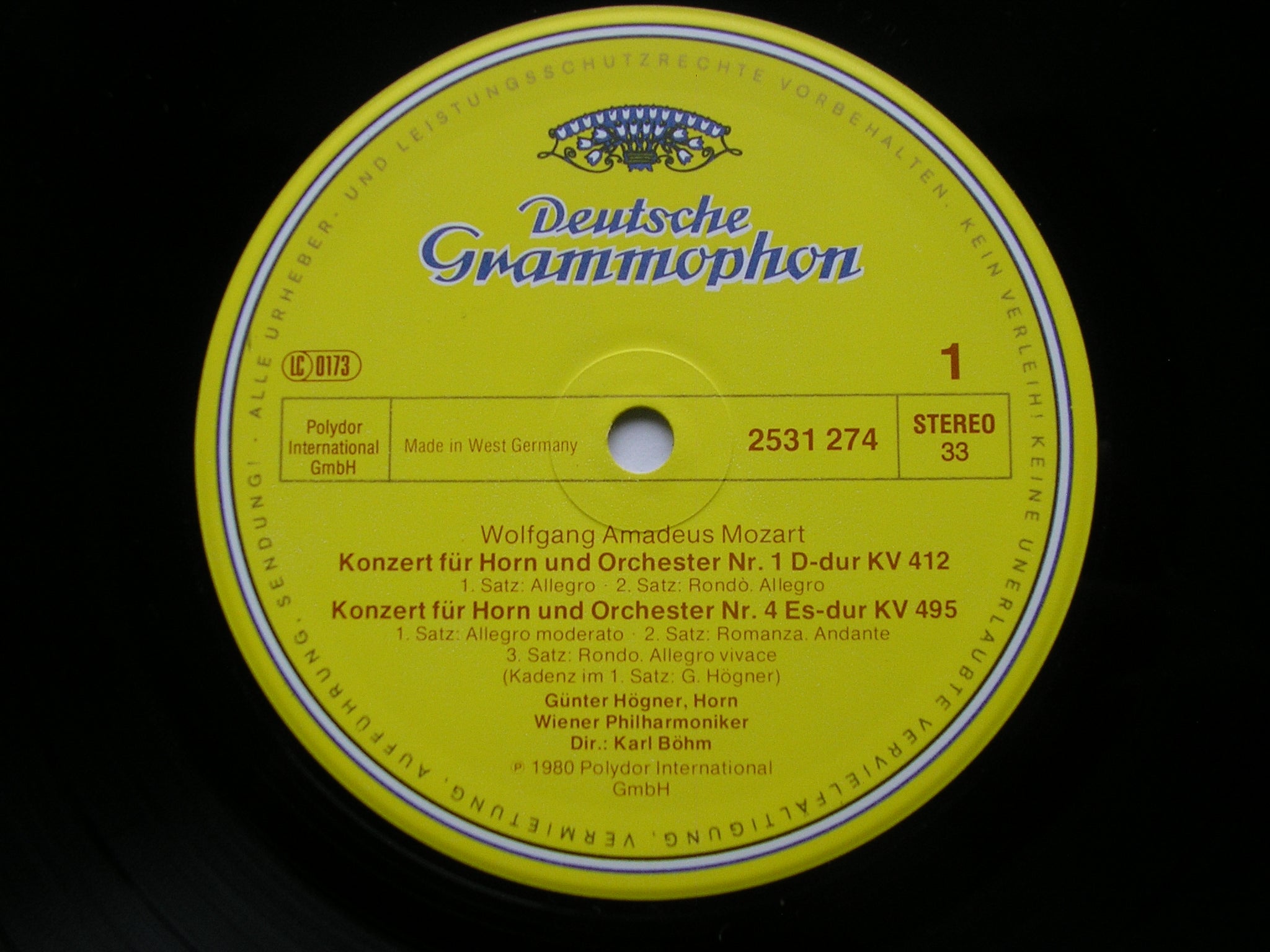 MOZART: HORN CONCERTOS    HOGNER / VIENNA PHILHARMONIC / BOHM    2531 274