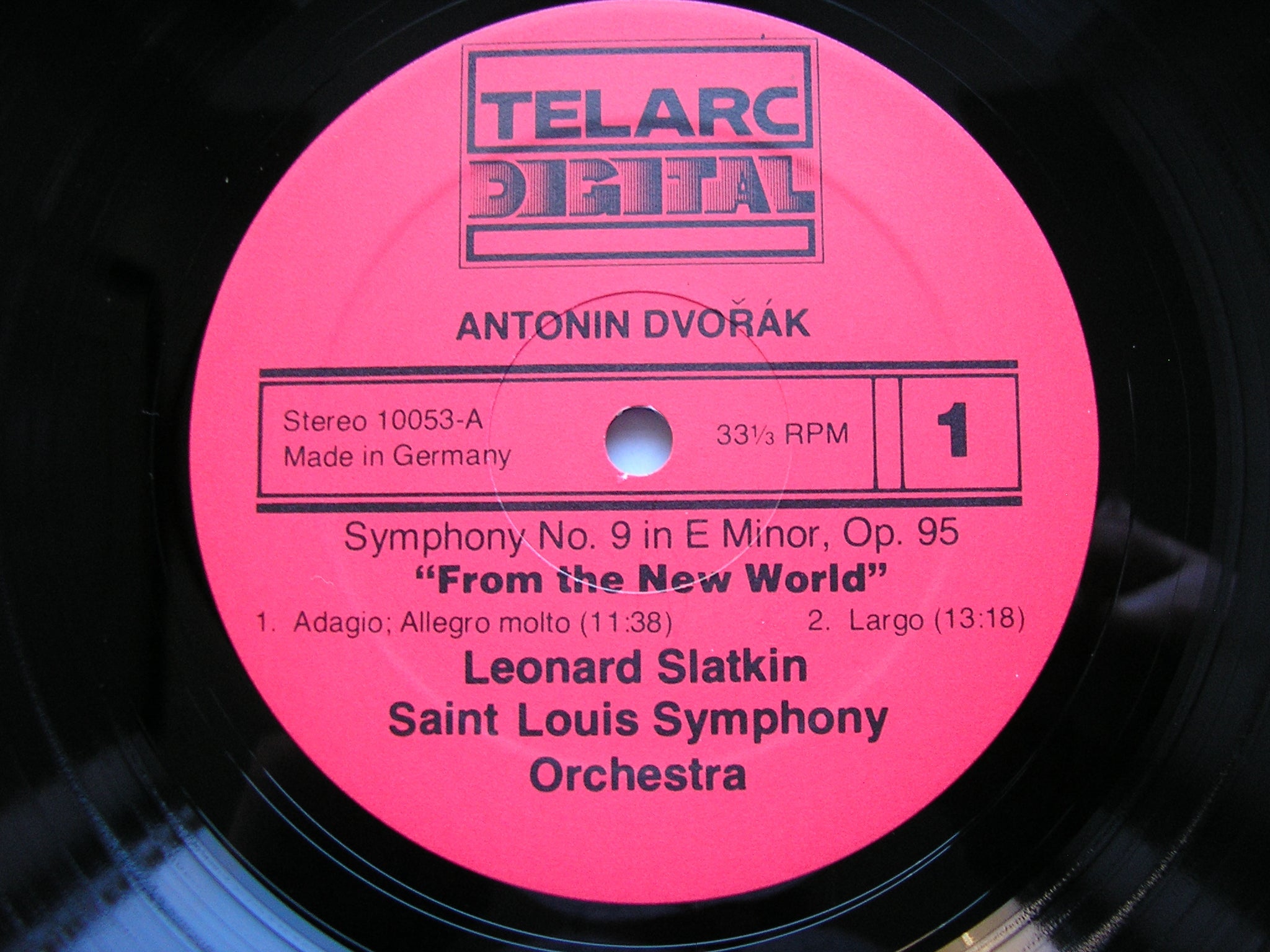 DVORAK: SYMPHONY No. 9 'From The New World'     SLATKIN / SAINT LOUIS SYMPHONY   DG-10053