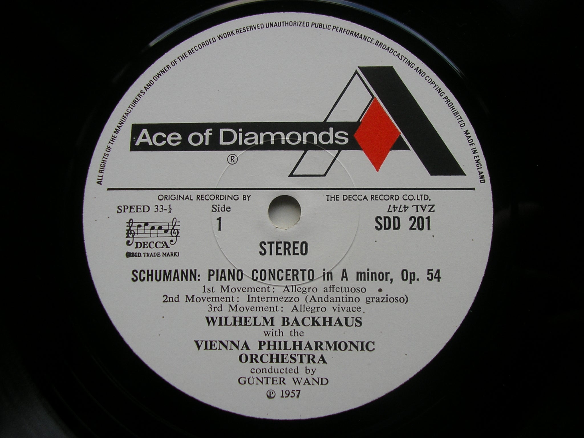 SCHUMANN: PIANO CONCERTO / WALDSCENEN    KEMPFF / VIENNA PHILHARMONIC / WAND  Decca SDD 201