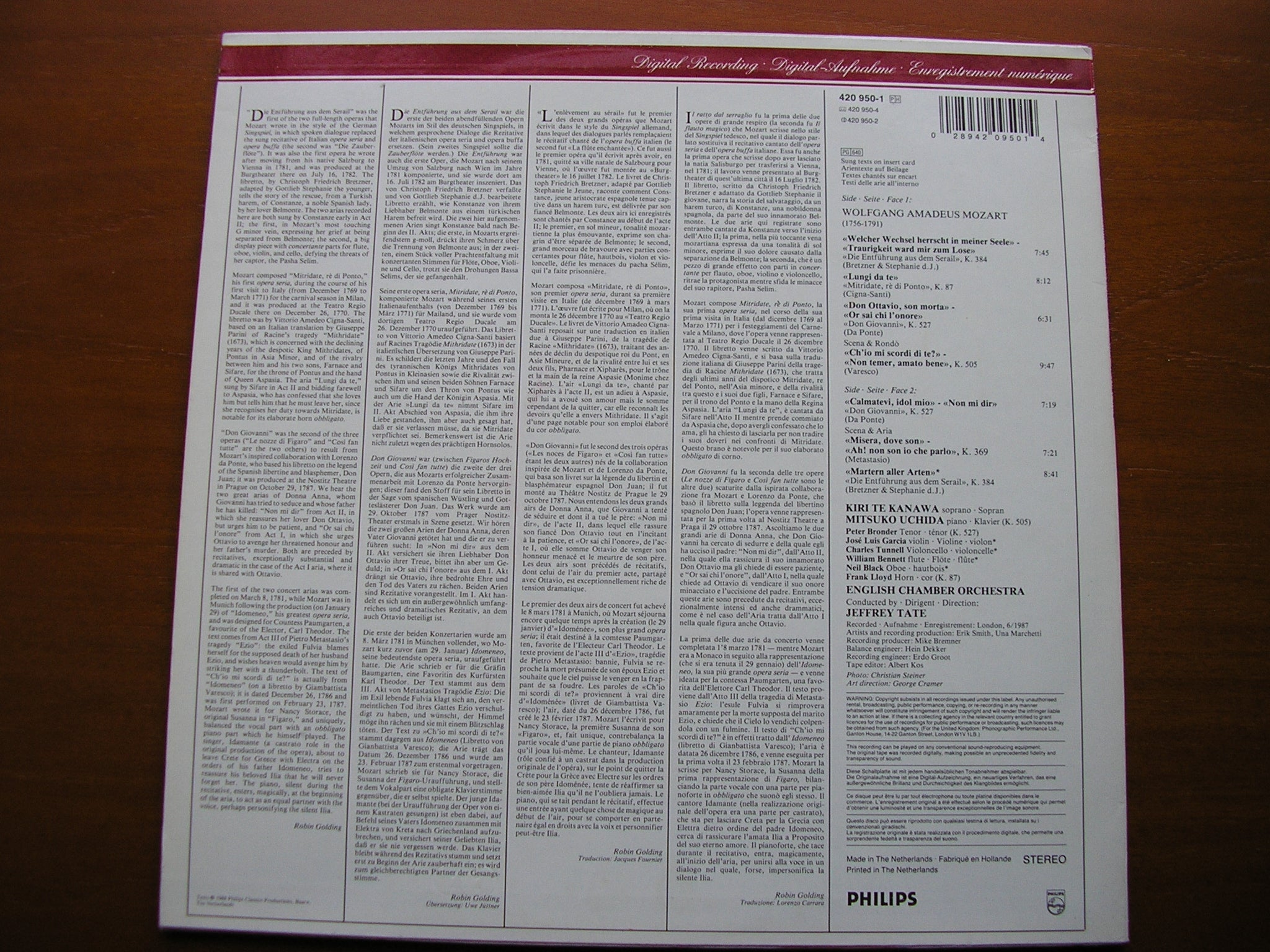 KIRI TE KANAWA SINGS ARIAS BY MOZART     TE KANAWA / UCHIDA / ENGLISH CHAMBER ORCHESTRA / TATE     420 950