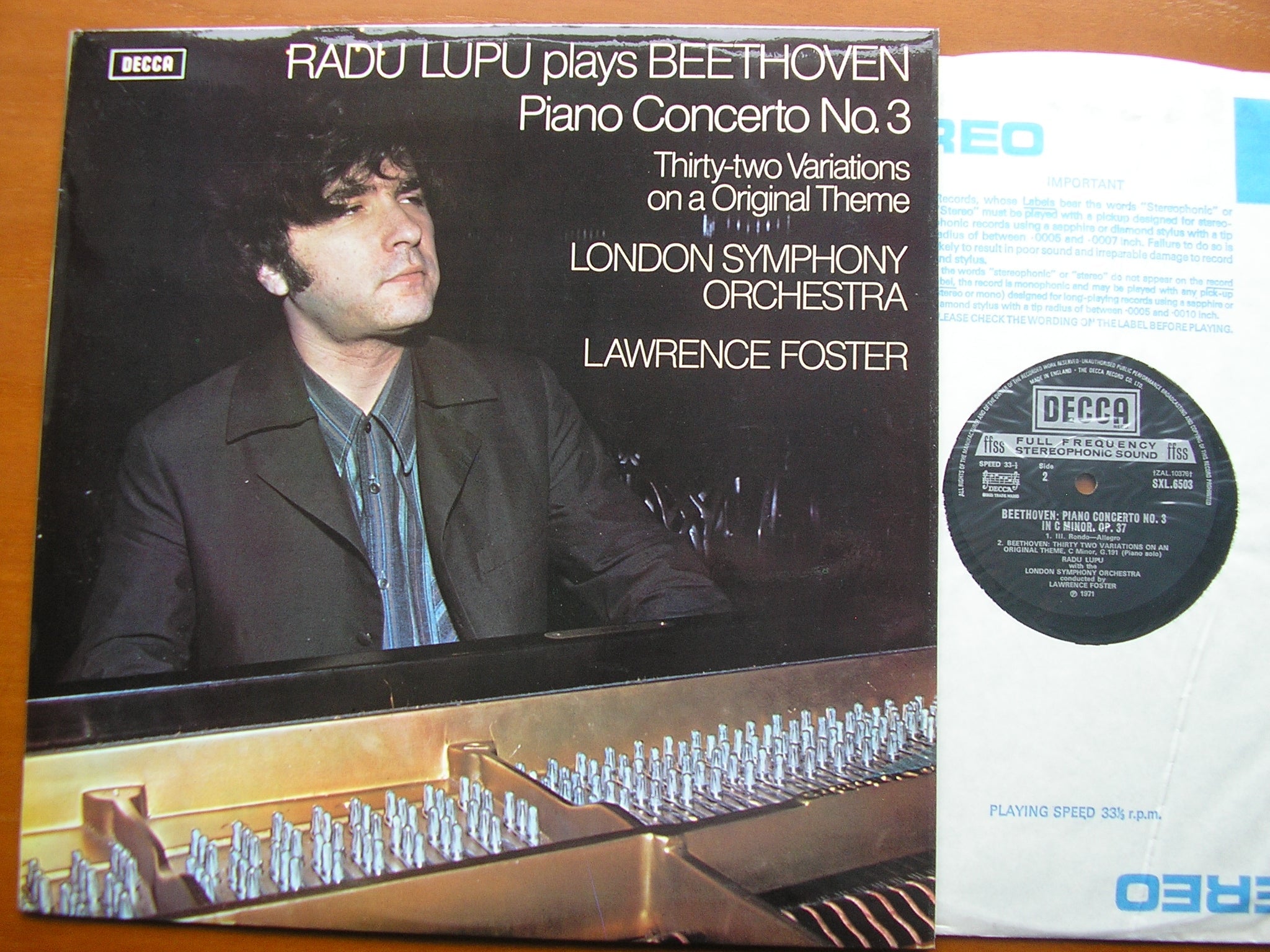 SXL 6503 BEETHOVEN: PIANO CONCERTO No. 3 / 32 VARIATIONS RADU LUPU / LONDON SYMPHONY / LAWRENCE FOSTER