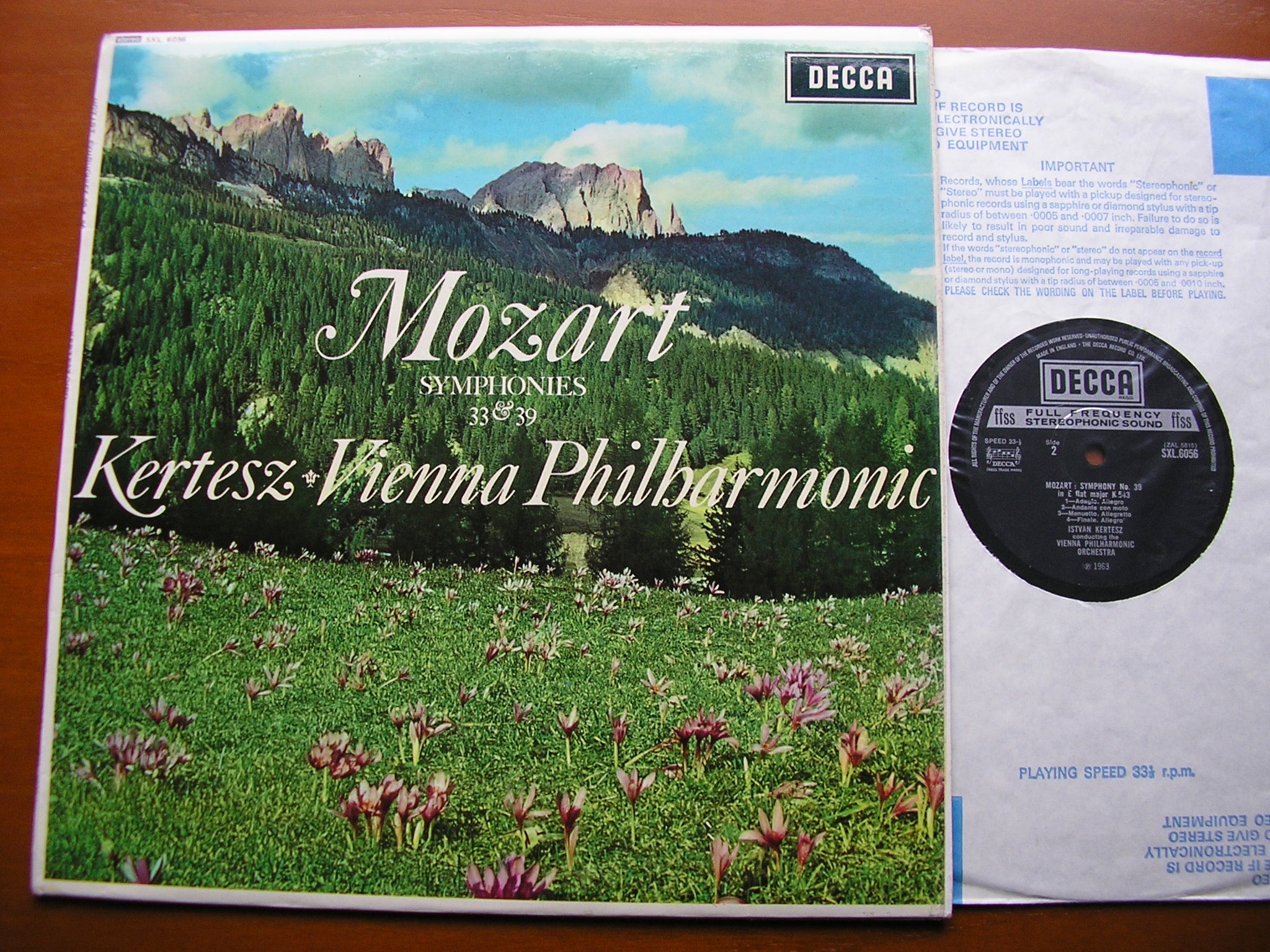 SXL 6056 MOZART: SYMPHONIES Nos. 33 & 39 KERTESZ / VIENNA PHILHARMONIC ORCHESTRA