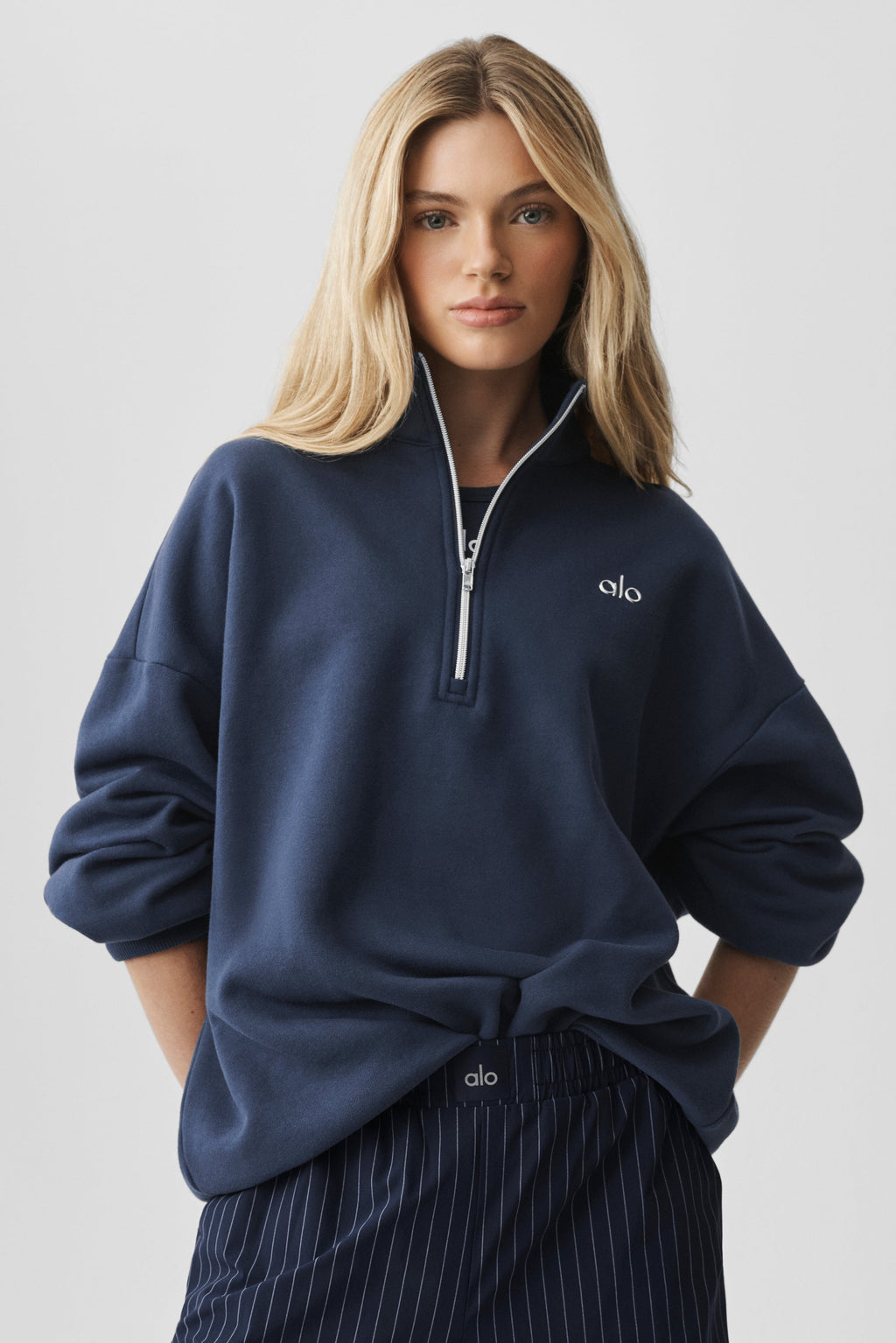 Accolade 1/4 Zip Pullover - Navy