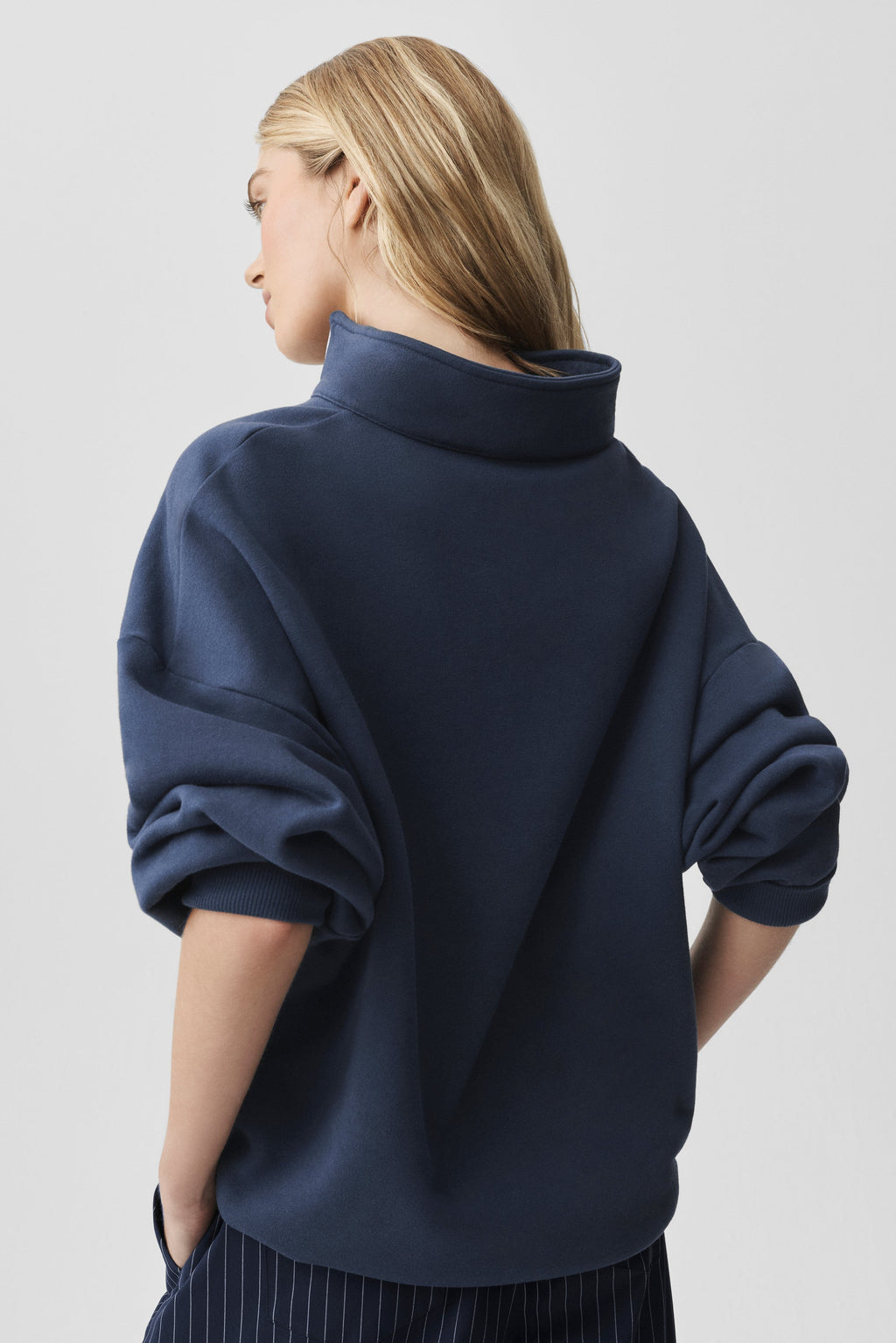 Accolade 1/4 Zip Pullover - Navy
