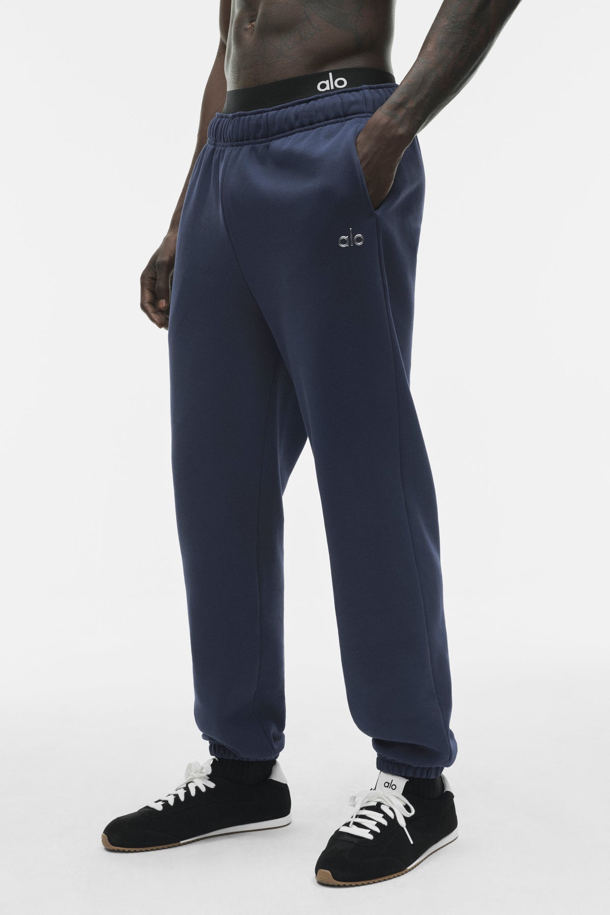 Accolade Sweatpant - Navy