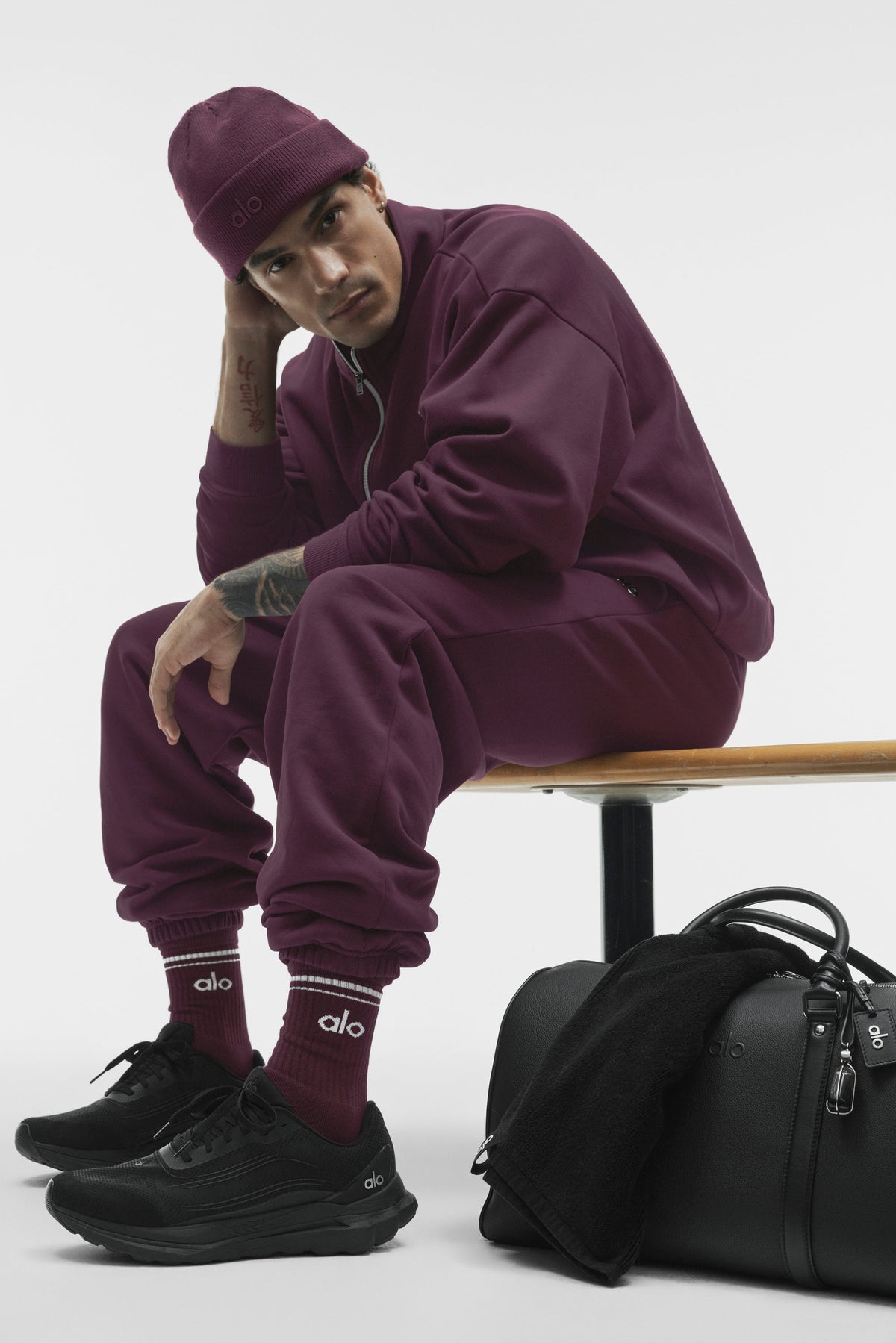 Accolade Sweatpant - Rich Bordeaux