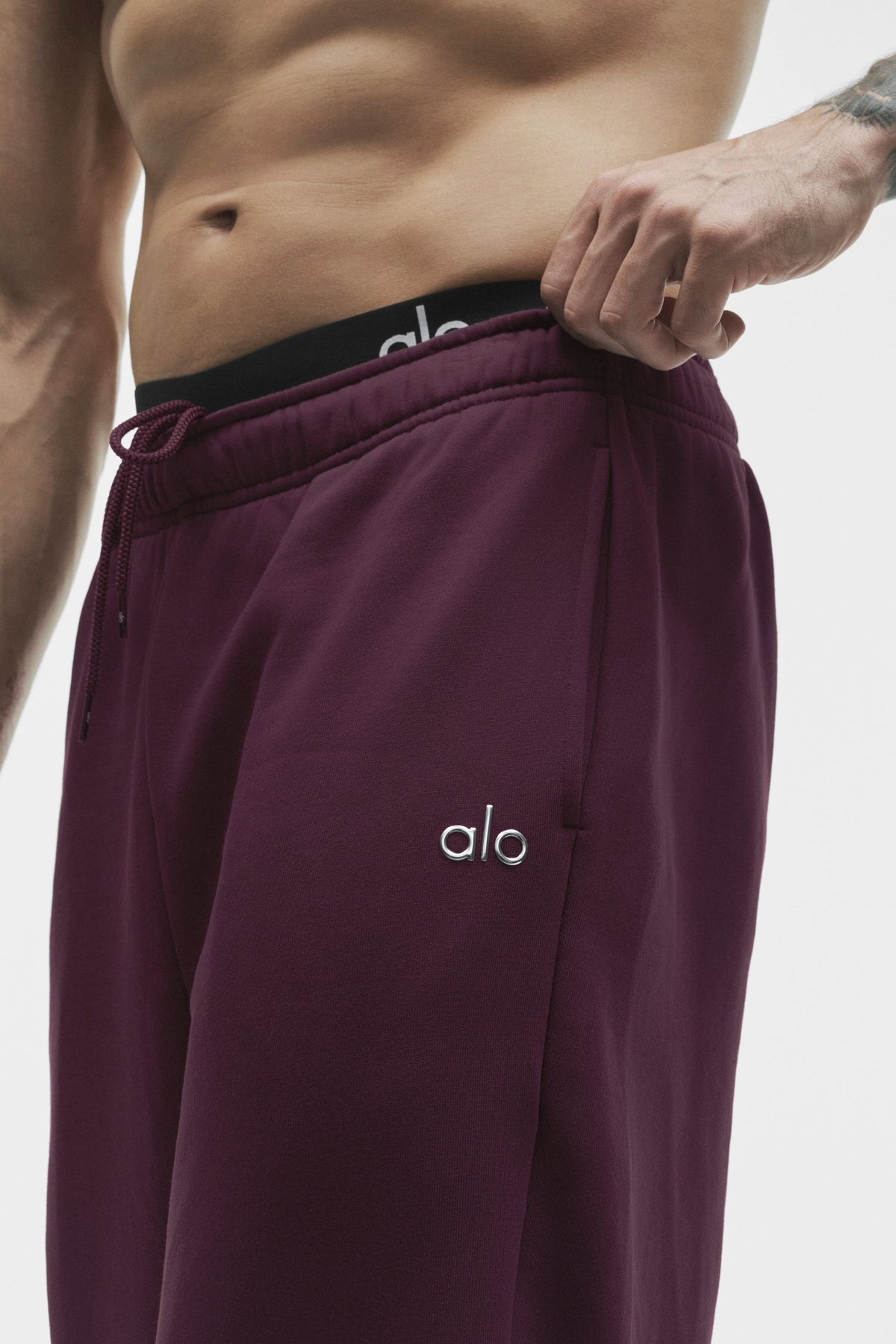 Accolade Sweatpant - Rich Bordeaux