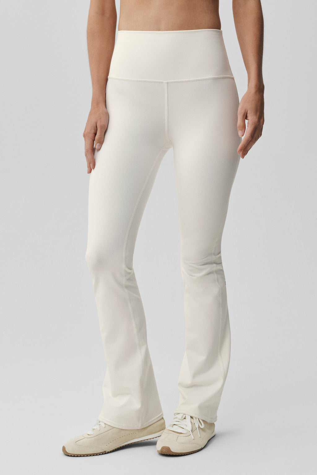 Airbrush High-Waist Bootcut Legging (Regular) - Ivory